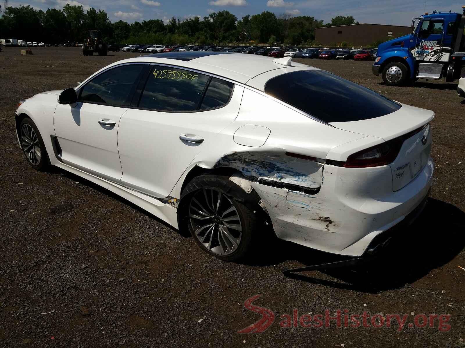 KNAE25LA6J6036076 2018 KIA STINGER