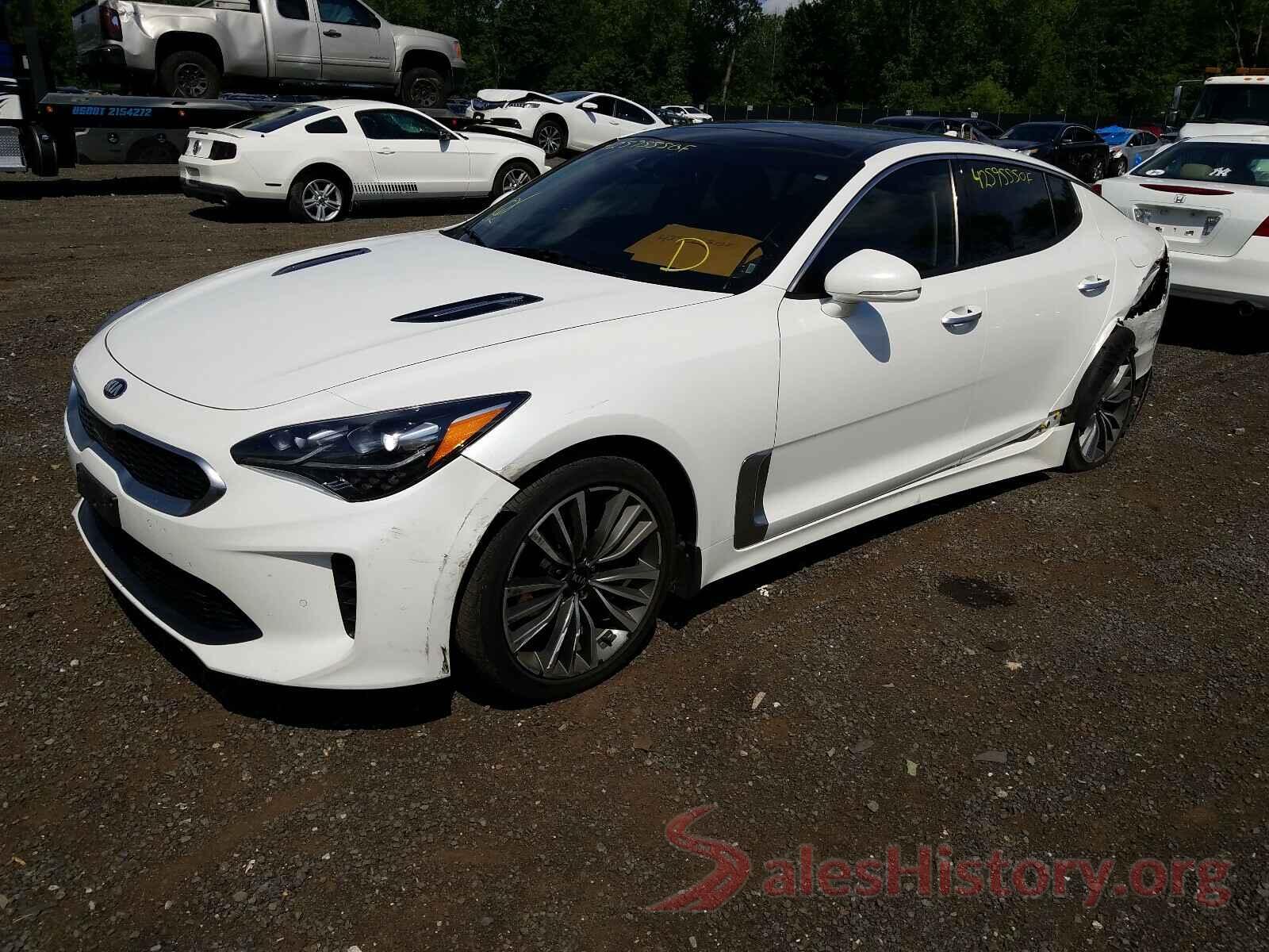 KNAE25LA6J6036076 2018 KIA STINGER