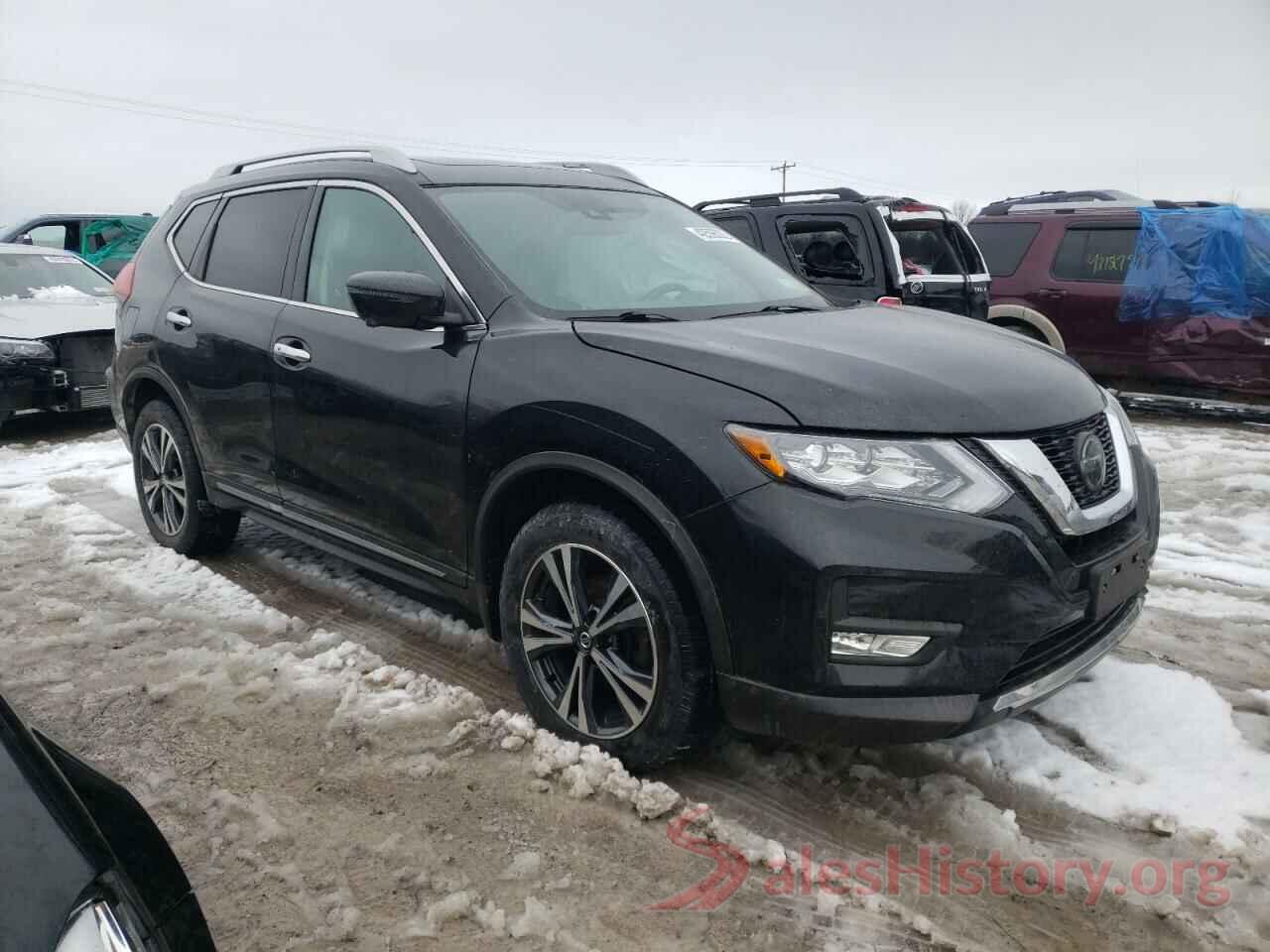 5N1AT2MV3JC813163 2018 NISSAN ROGUE