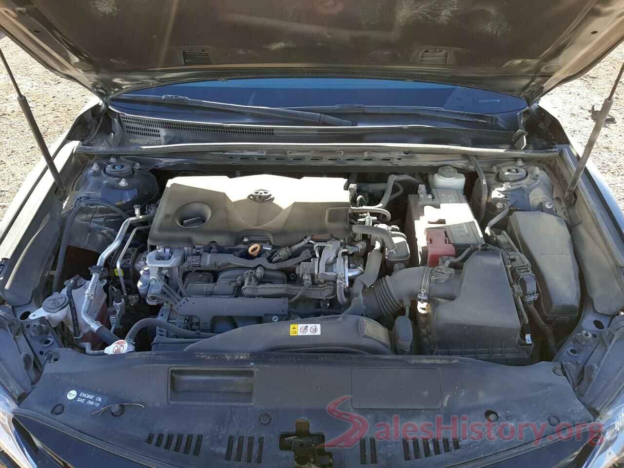 4T1B11HK2JU631999 2018 TOYOTA CAMRY