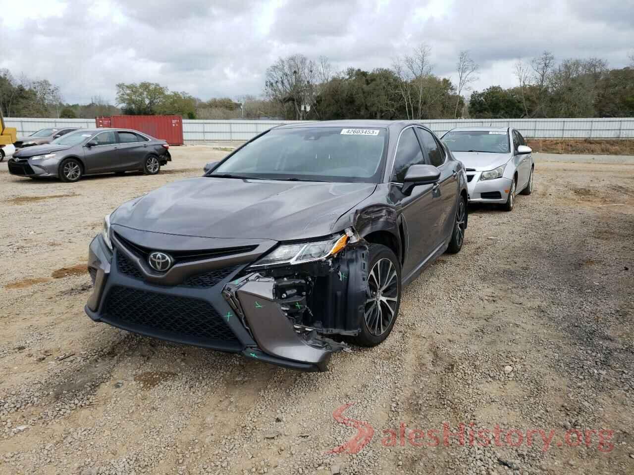 4T1B11HK5JU663958 2018 TOYOTA CAMRY