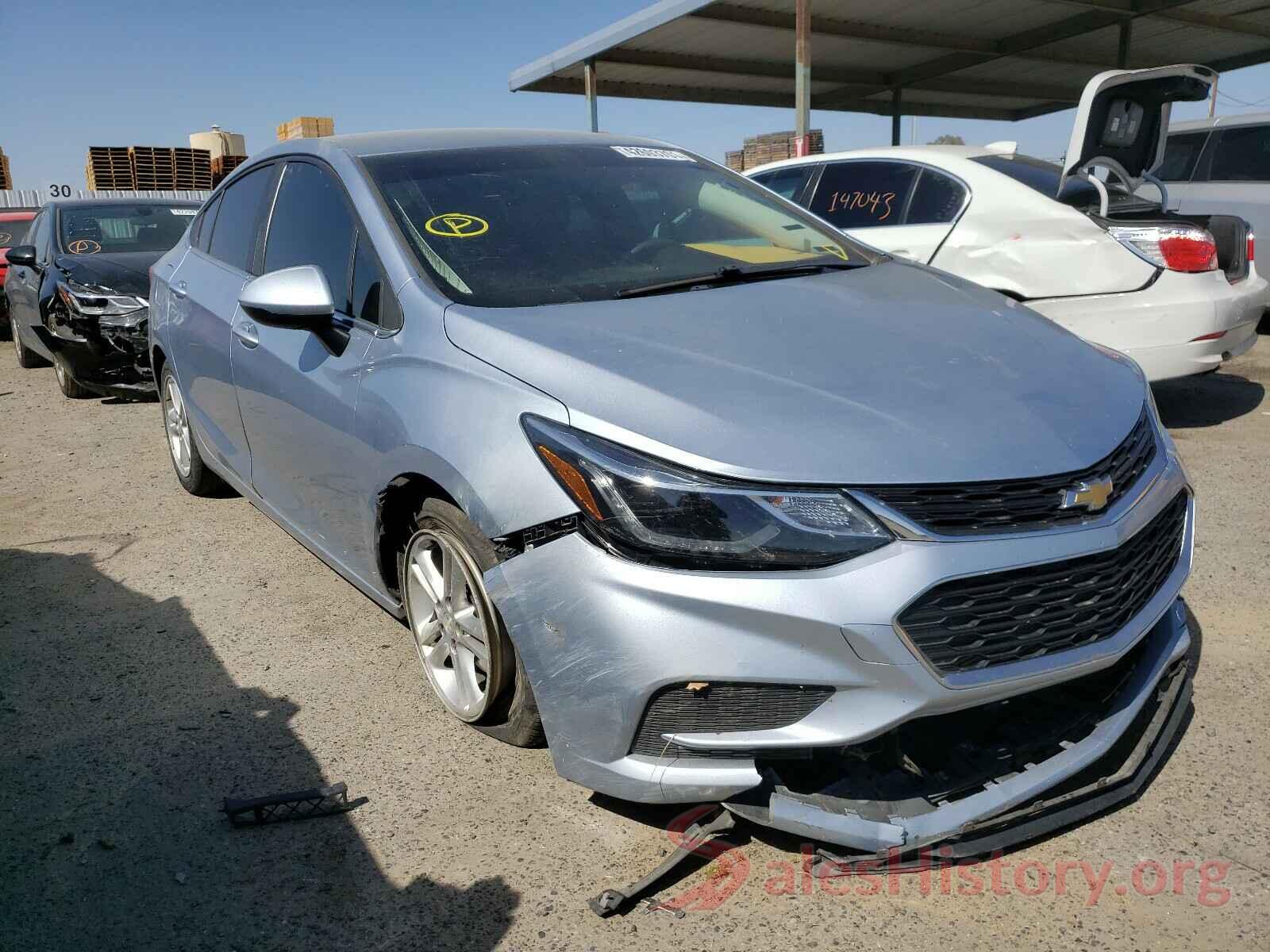 1G1BE5SM0J7123208 2018 CHEVROLET CRUZE