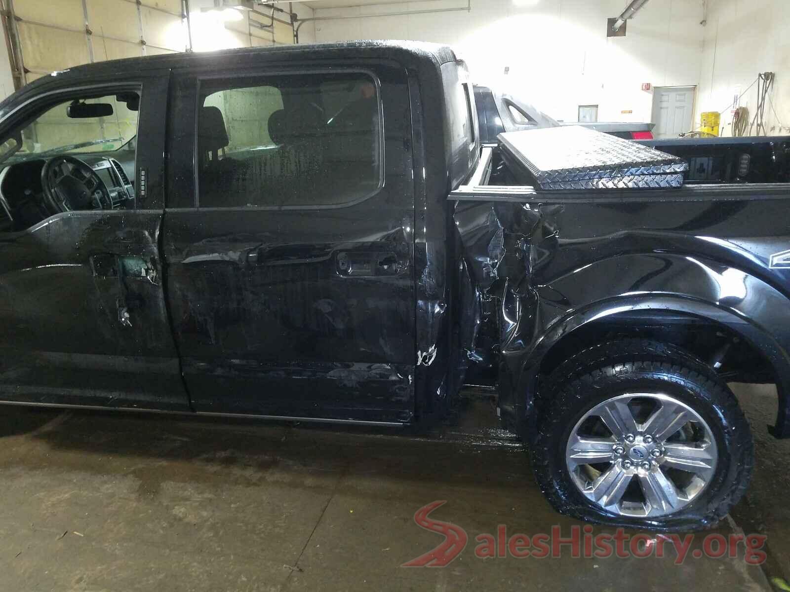 1FTEW1EG9JFB68718 2018 FORD F150