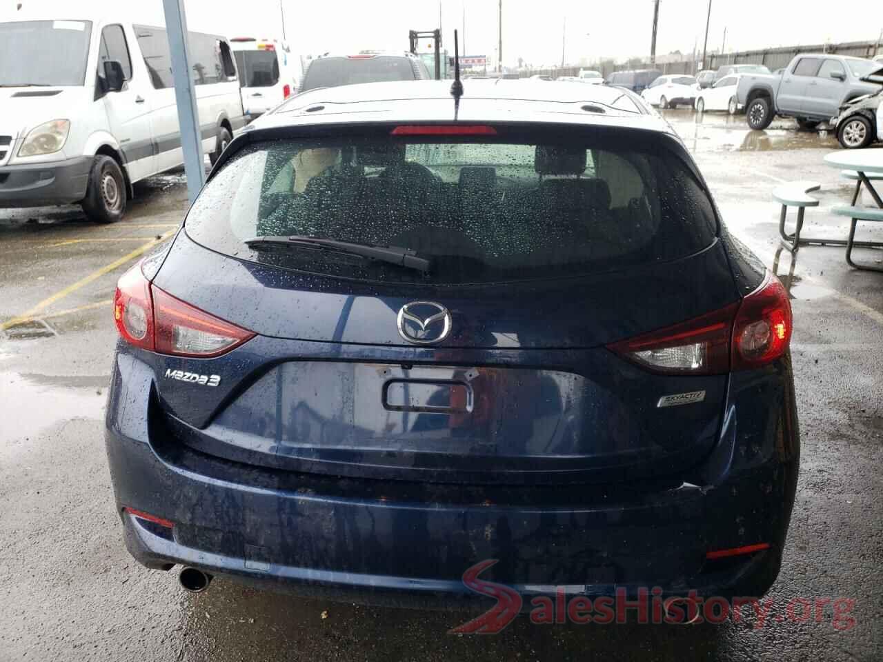 3MZBN1K79JM266140 2018 MAZDA 3