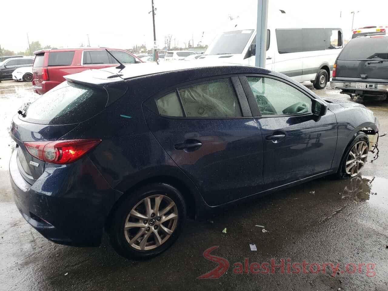 3MZBN1K79JM266140 2018 MAZDA 3