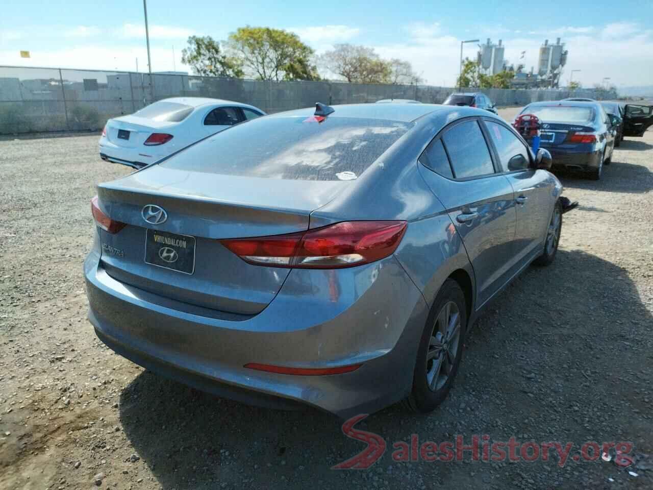 5NPD84LF5JH369636 2018 HYUNDAI ELANTRA