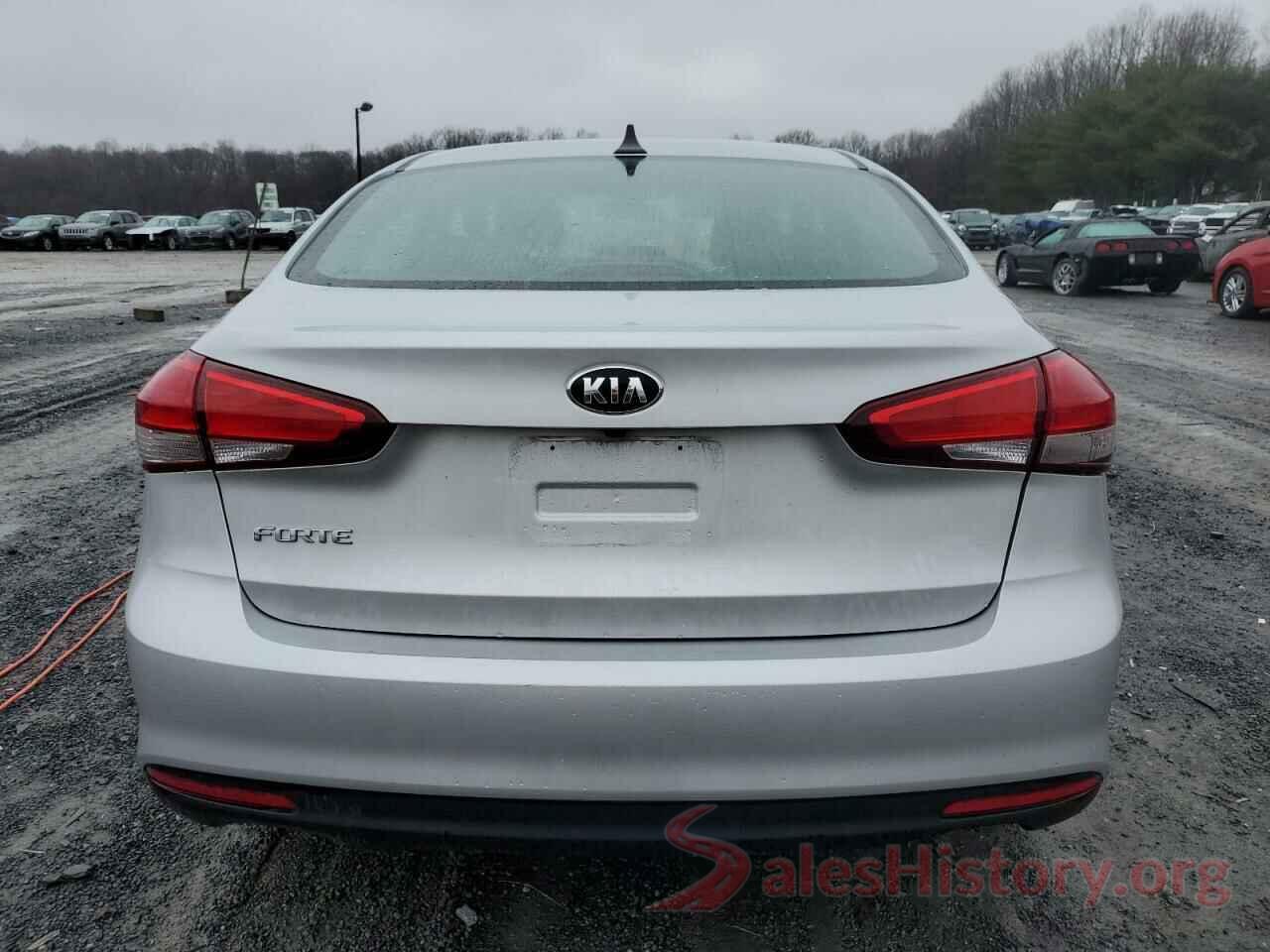 3KPFK4A76JE270785 2018 KIA FORTE