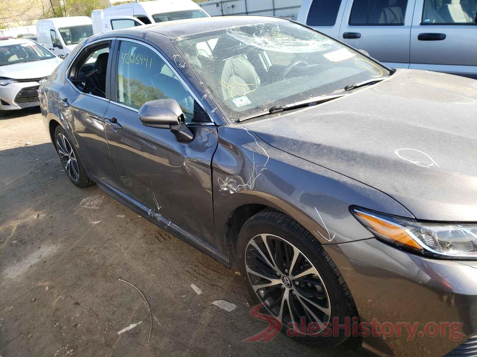 4T1B11HK4KU779511 2019 TOYOTA CAMRY