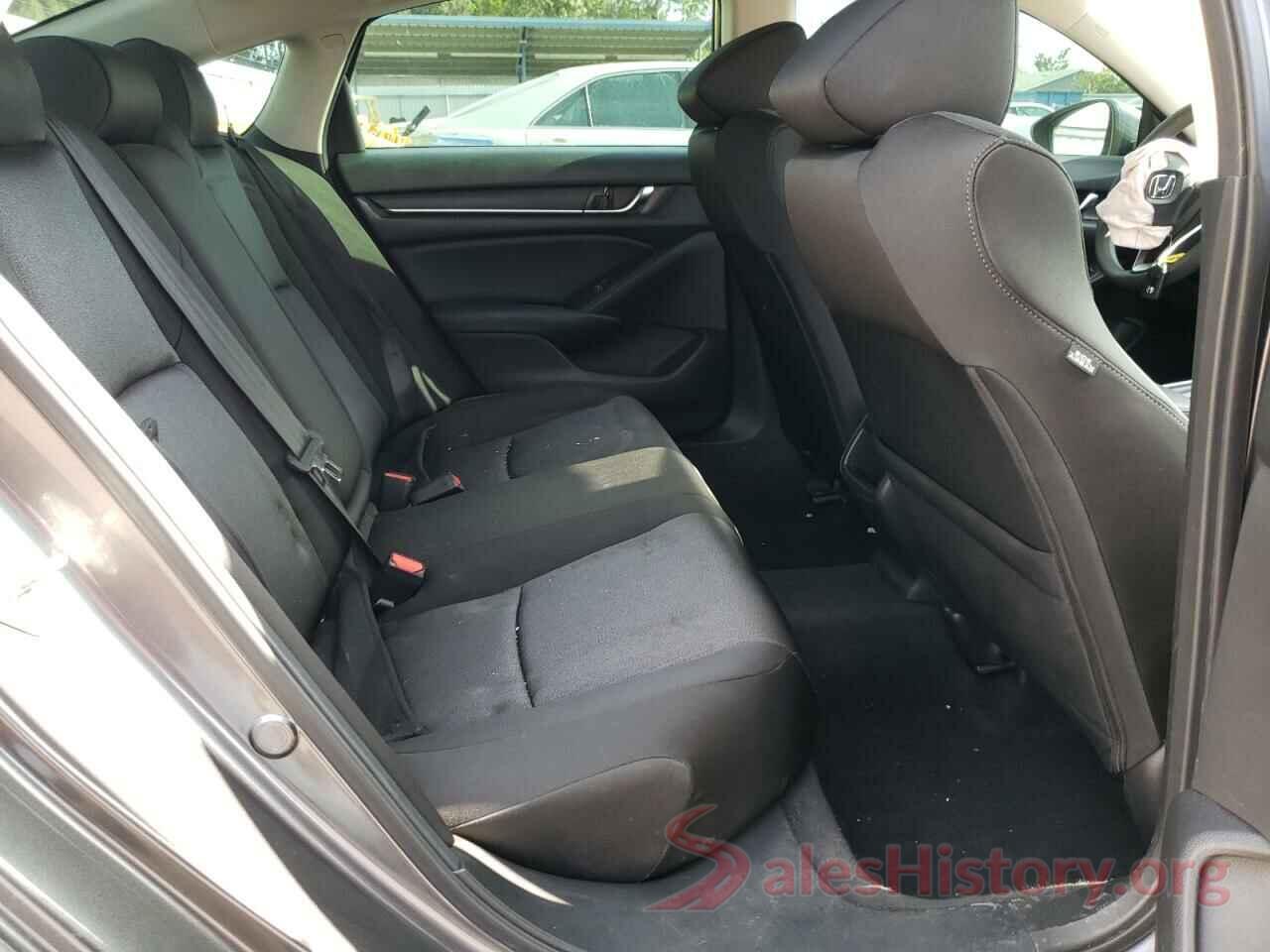 1HGCV1F1XJA082658 2018 HONDA ACCORD