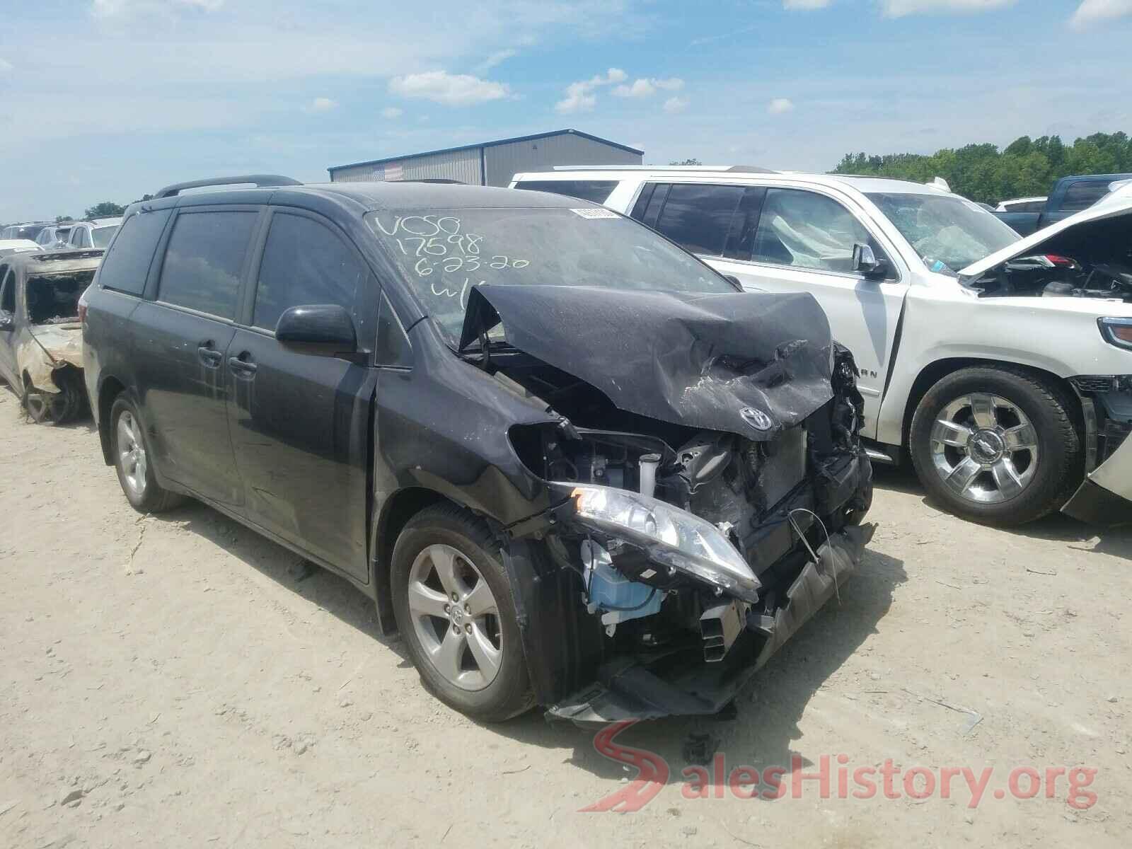 5TDKK3DC2GS730573 2016 TOYOTA SIENNA