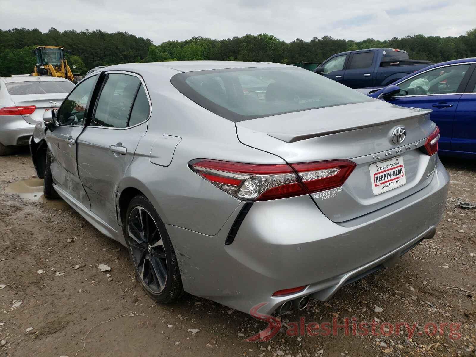 4T1B61HK4JU500820 2018 TOYOTA CAMRY