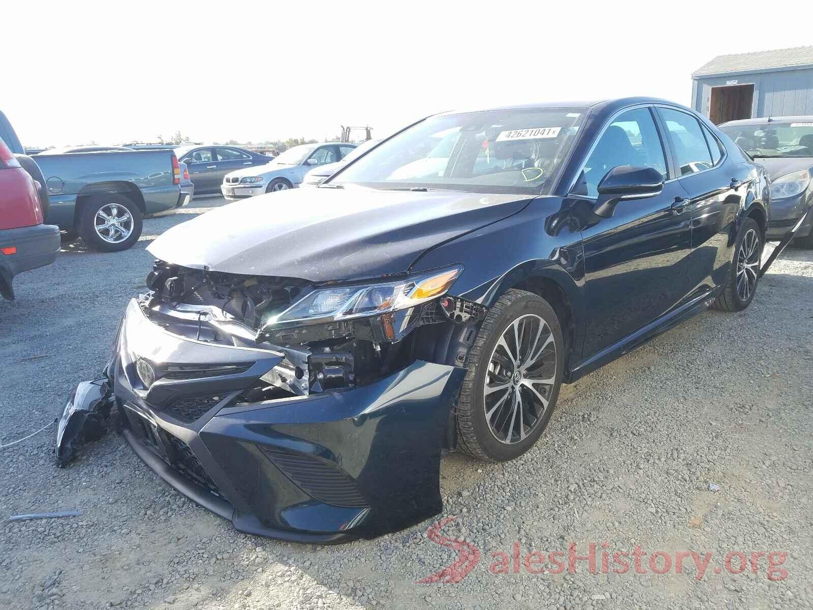 4T1B11HK5KU721598 2019 TOYOTA CAMRY