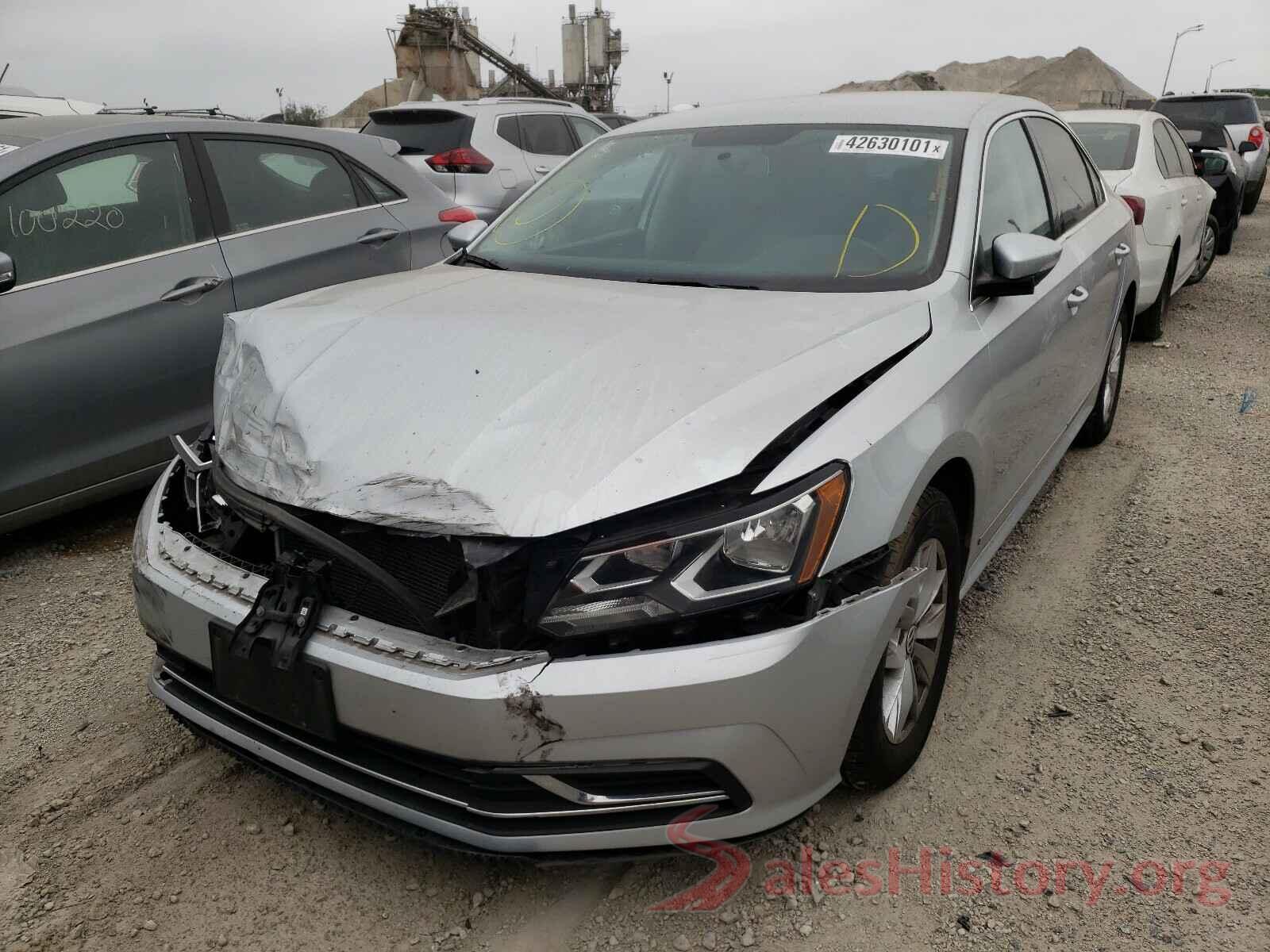 1VWAT7A38HC042081 2017 VOLKSWAGEN PASSAT