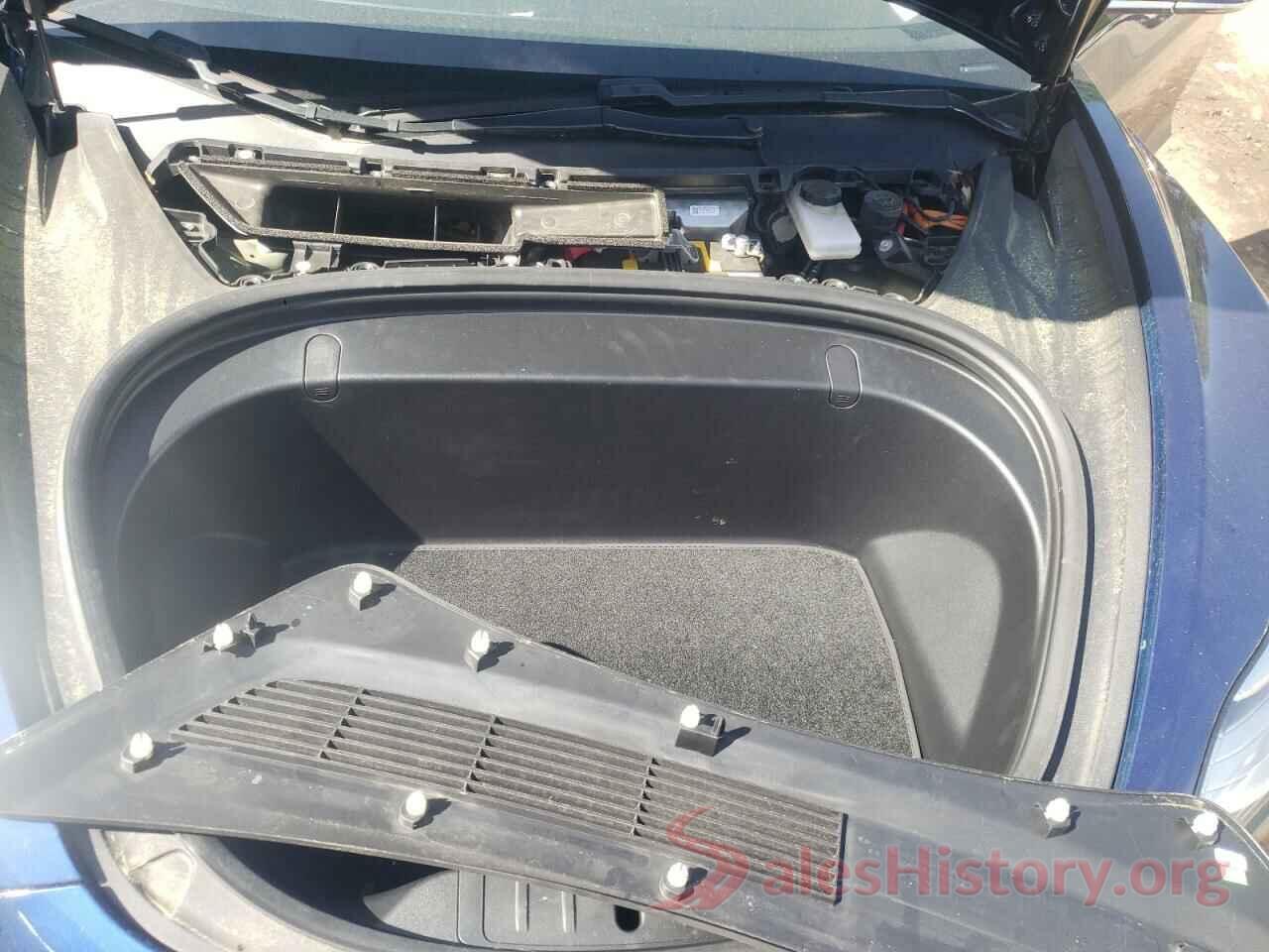 5YJ3E1EA6JF078114 2018 TESLA MODEL 3