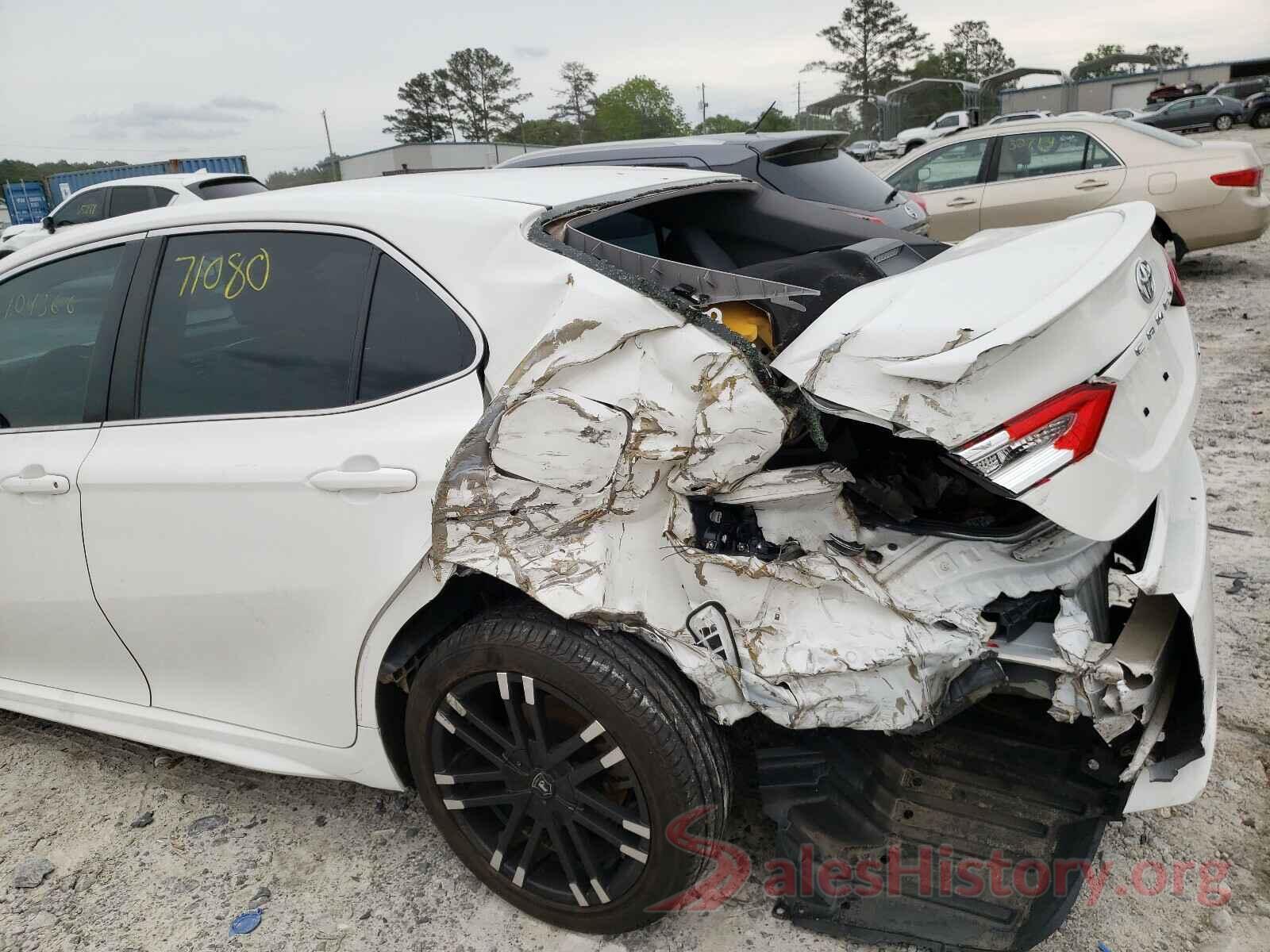 JTNB11HK8J3028478 2018 TOYOTA CAMRY