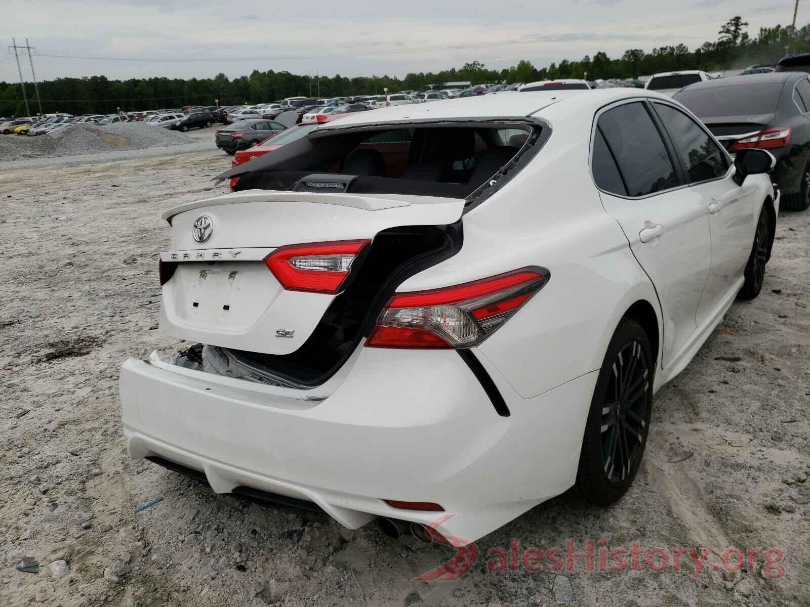 JTNB11HK8J3028478 2018 TOYOTA CAMRY