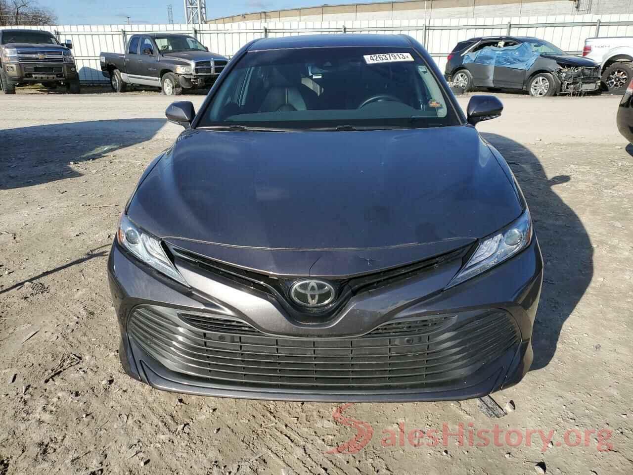 4T1B11HK1JU009247 2018 TOYOTA CAMRY