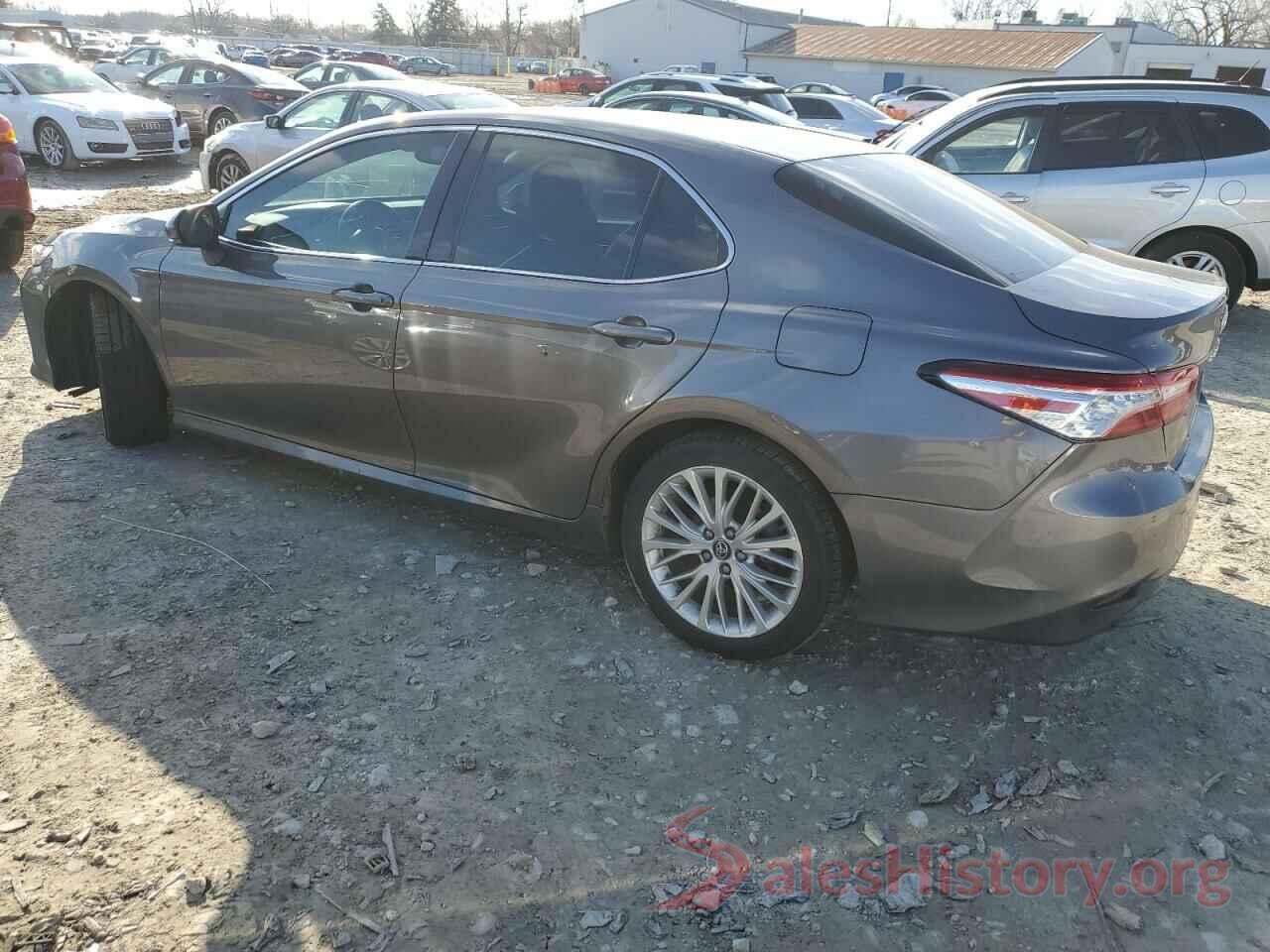 4T1B11HK1JU009247 2018 TOYOTA CAMRY