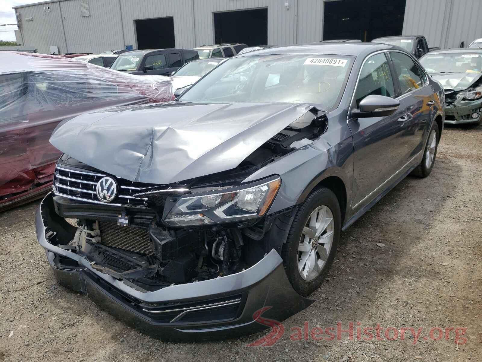 1VWAT7A37HC045523 2017 VOLKSWAGEN PASSAT