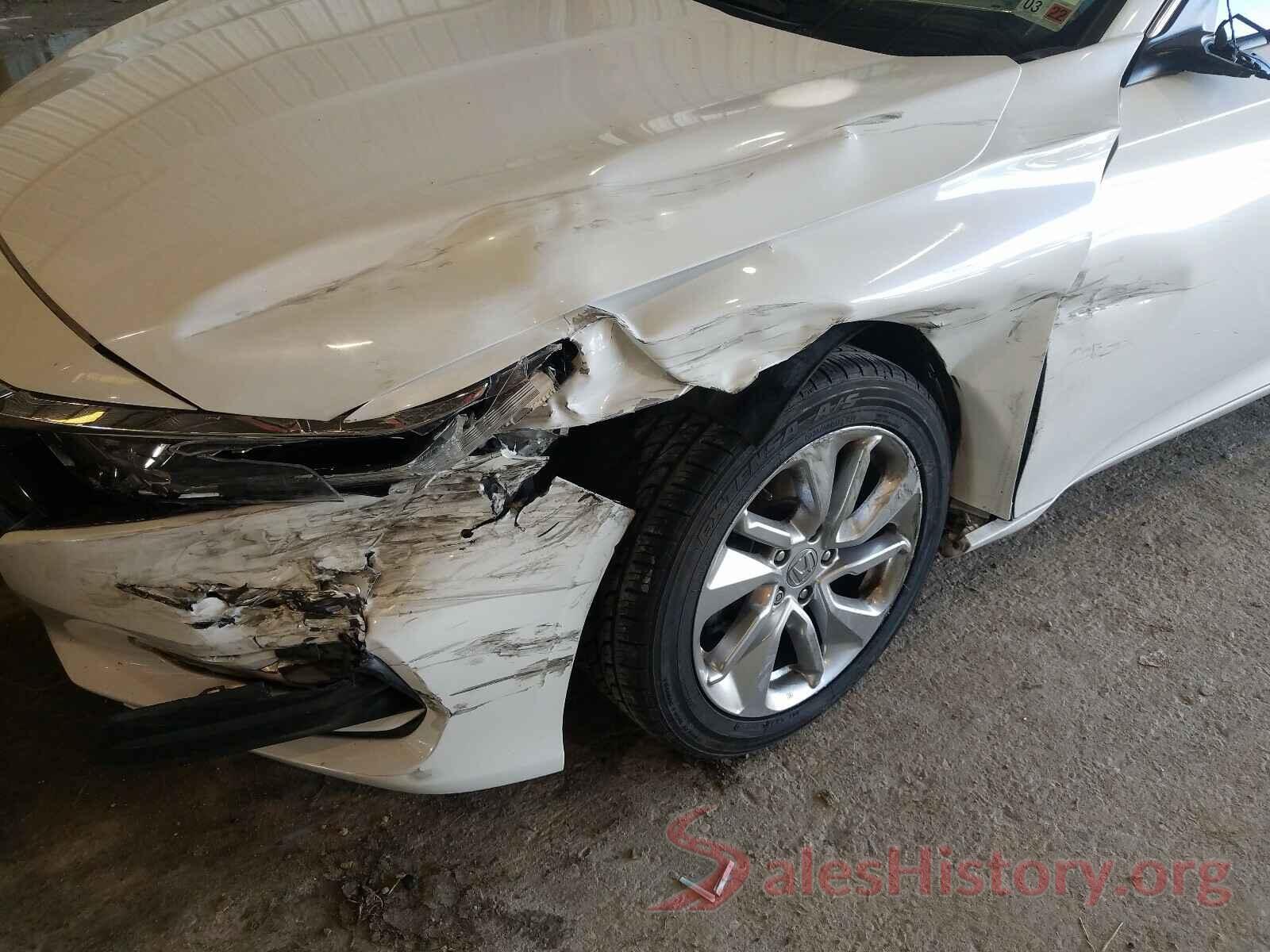 1HGCV1F19JA052728 2018 HONDA ACCORD