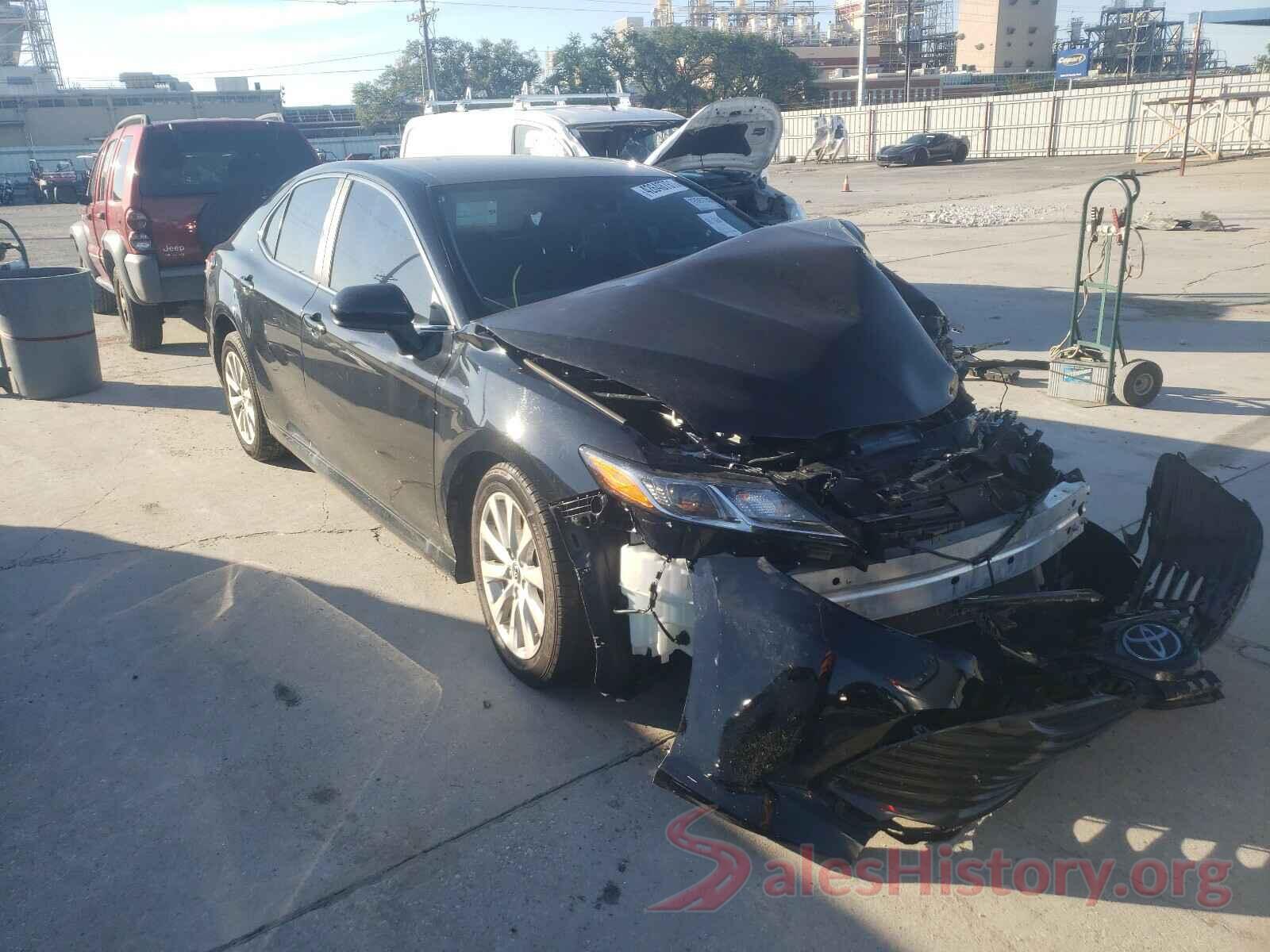 4T1B11HK8KU696227 2019 TOYOTA CAMRY