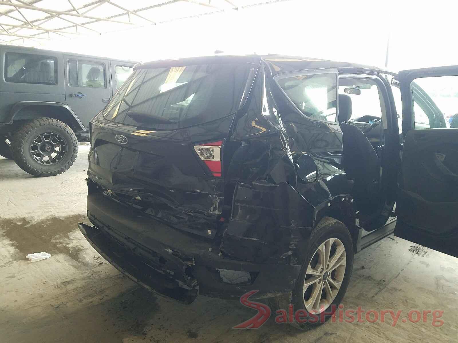 1FMCU0F72JUC26858 2018 FORD ESCAPE