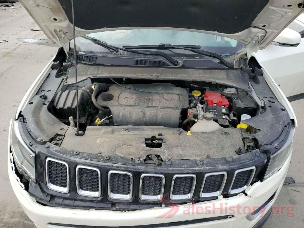 3C4NJDCBXKT598577 2019 JEEP COMPASS