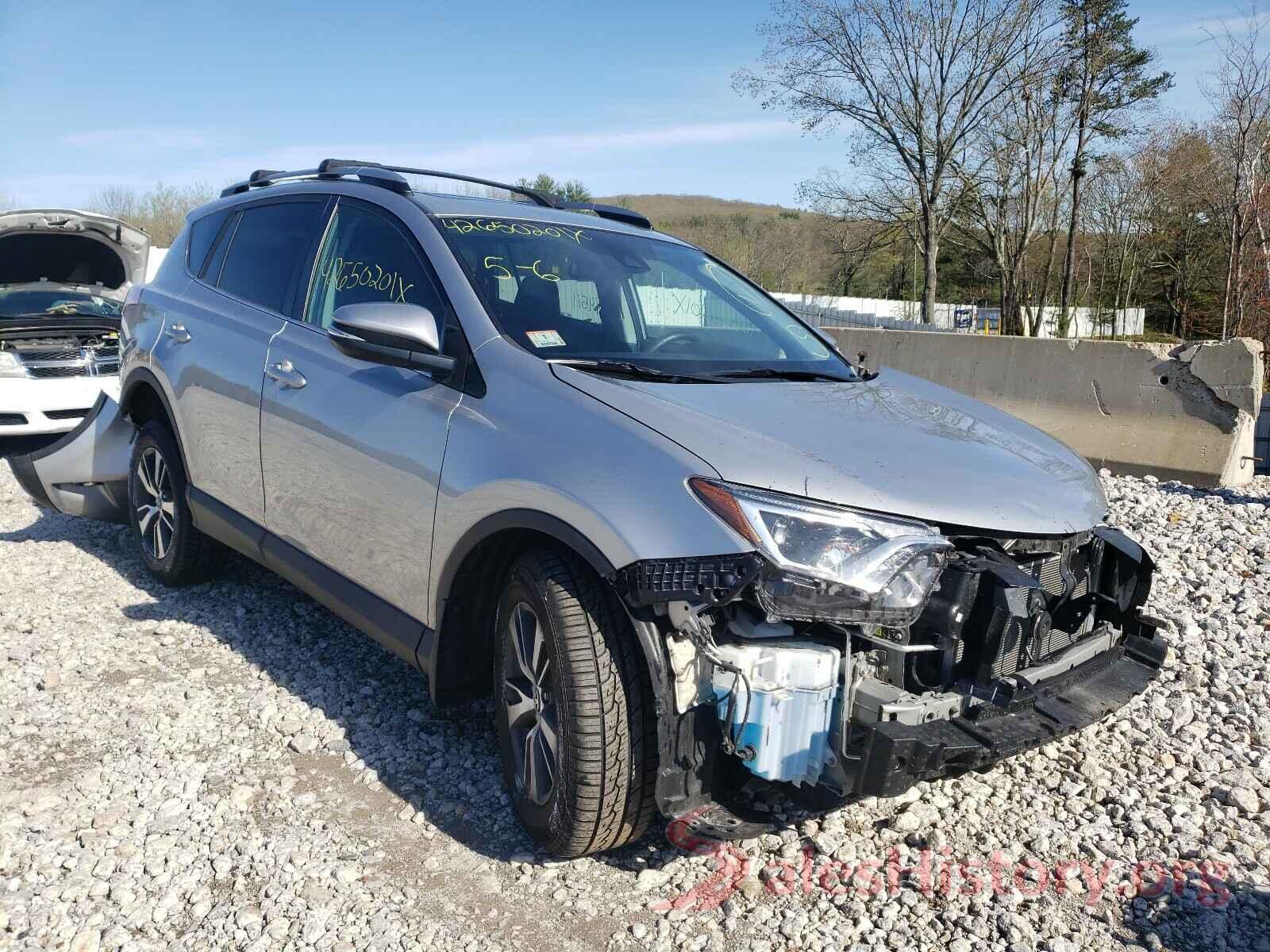 2T3RFREV7HW653298 2017 TOYOTA RAV4