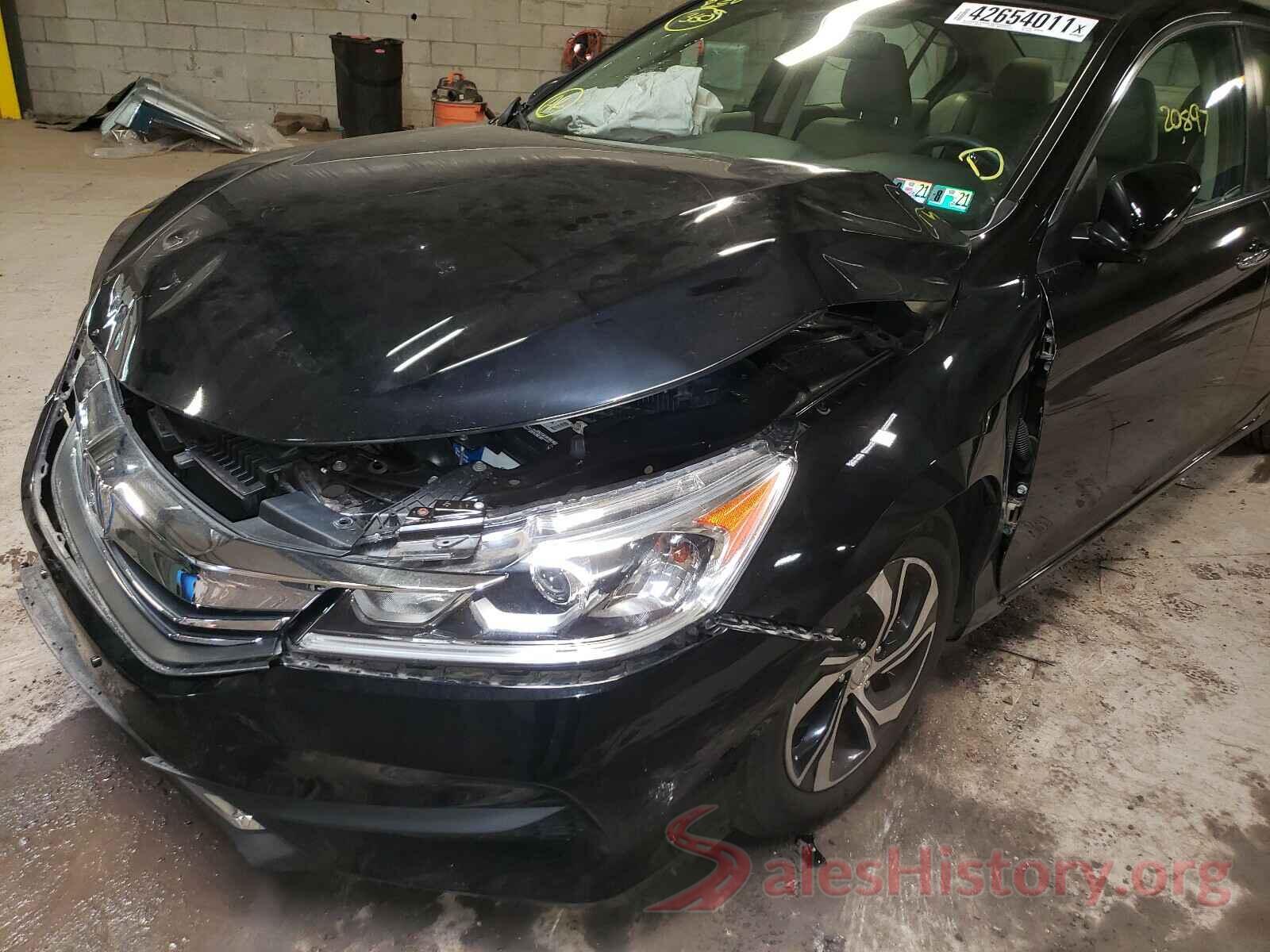 1HGCR2F30HA143781 2017 HONDA ACCORD