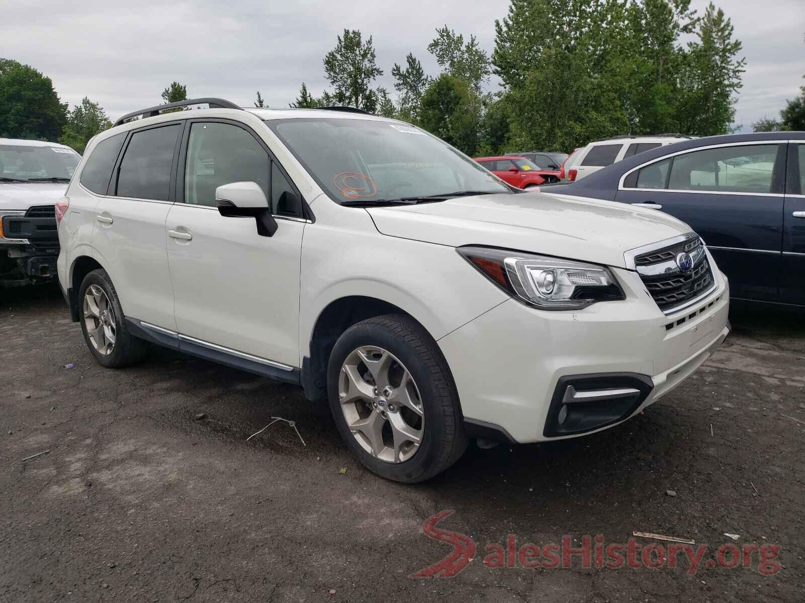 JF2SJAWC9JH501518 2018 SUBARU FORESTER