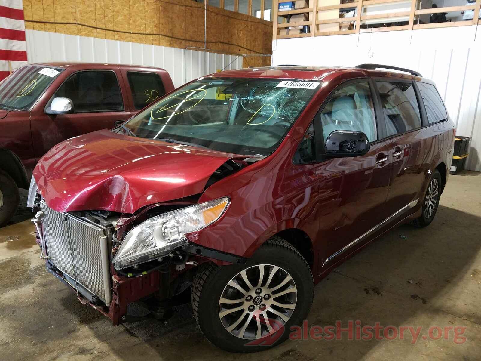 5TDYZ3DC6JS901712 2018 TOYOTA SIENNA