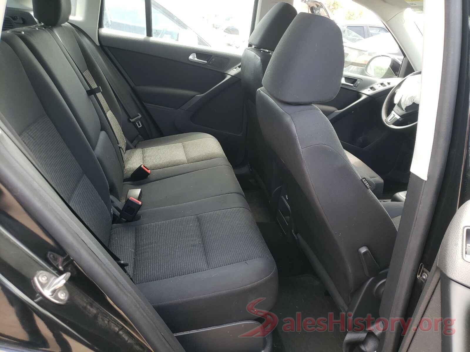 WVGAV7AX3HK041924 2017 VOLKSWAGEN TIGUAN