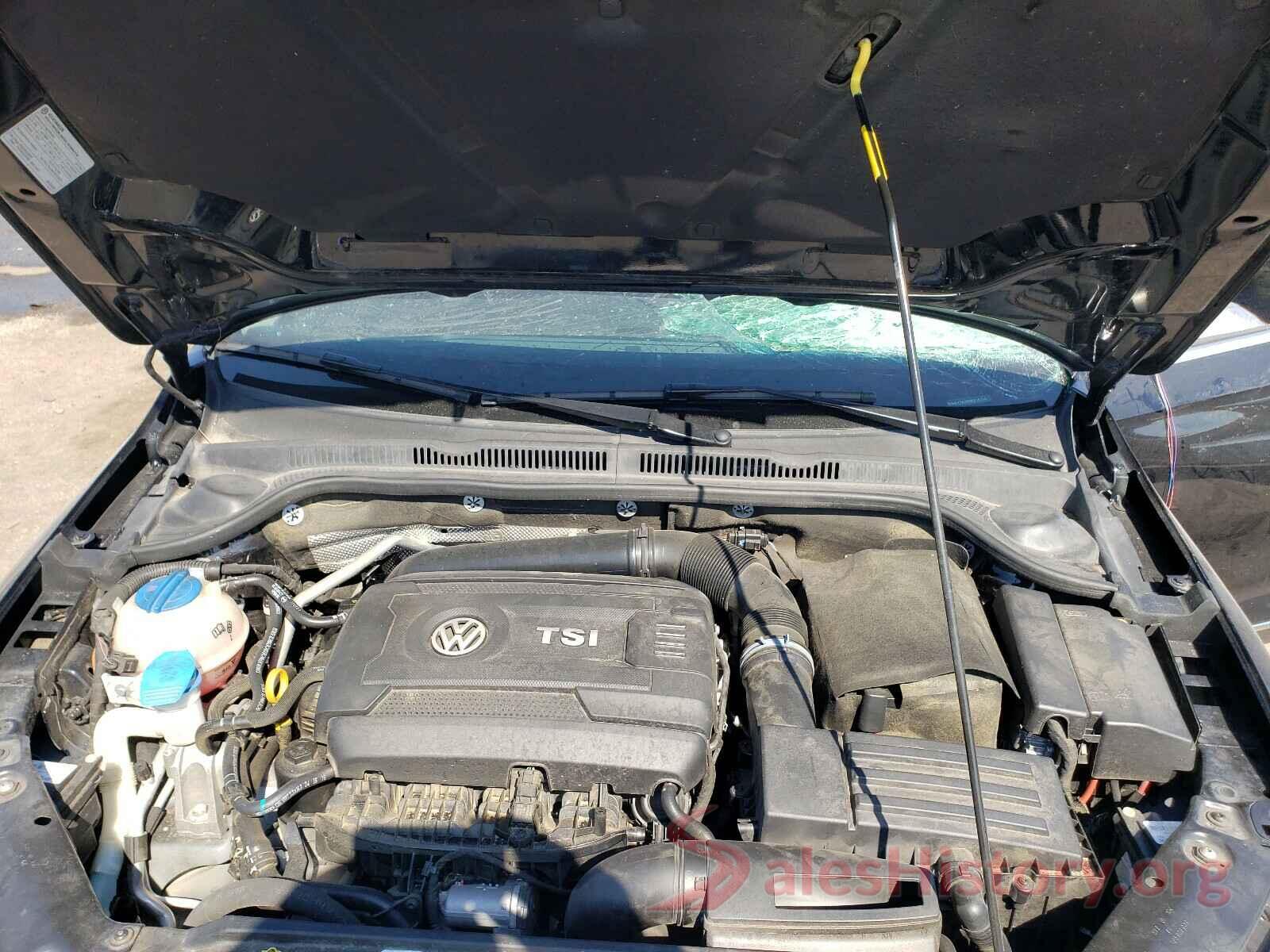 3VWL17AJ9HM215716 2017 VOLKSWAGEN JETTA