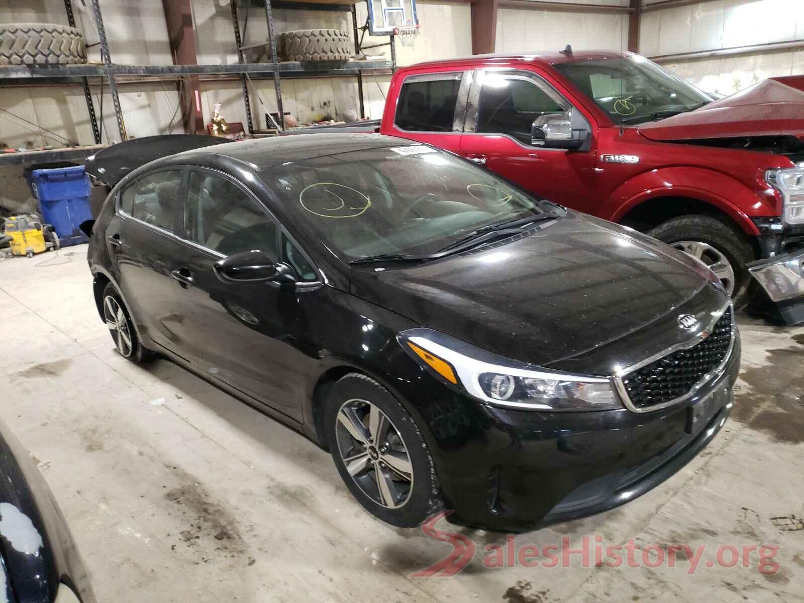 3KPFL4A71JE226223 2018 KIA FORTE