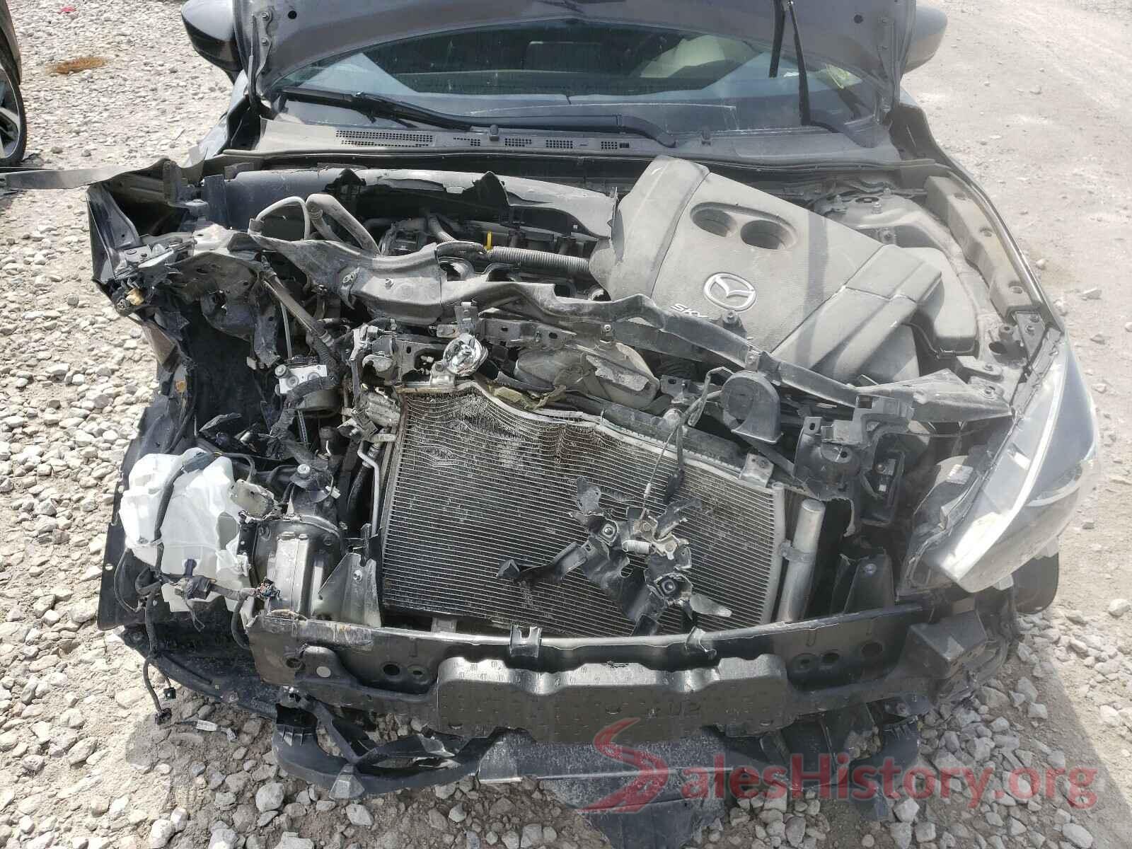 3MZBN1L32JM168398 2018 MAZDA 3