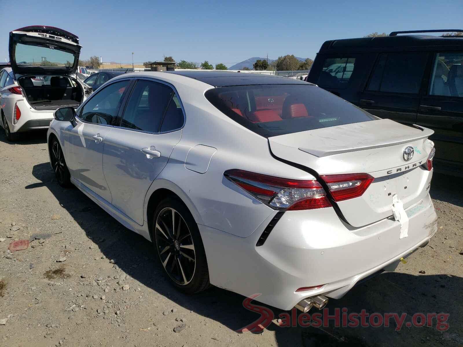 4T1B61HK8JU027133 2018 TOYOTA CAMRY