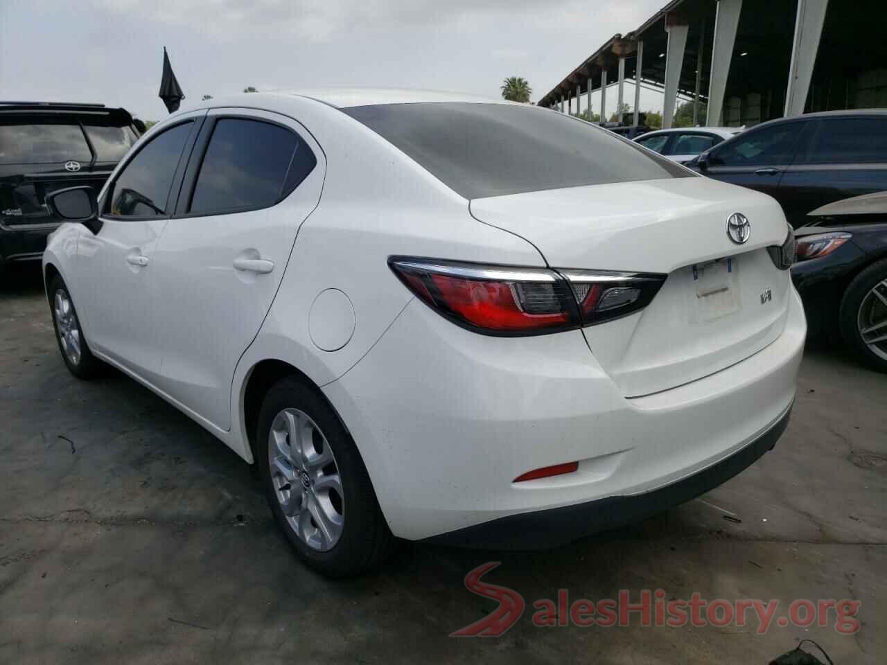 3MYDLBYV0JY306192 2018 TOYOTA YARIS