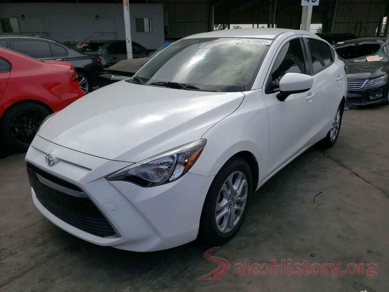 3MYDLBYV0JY306192 2018 TOYOTA YARIS