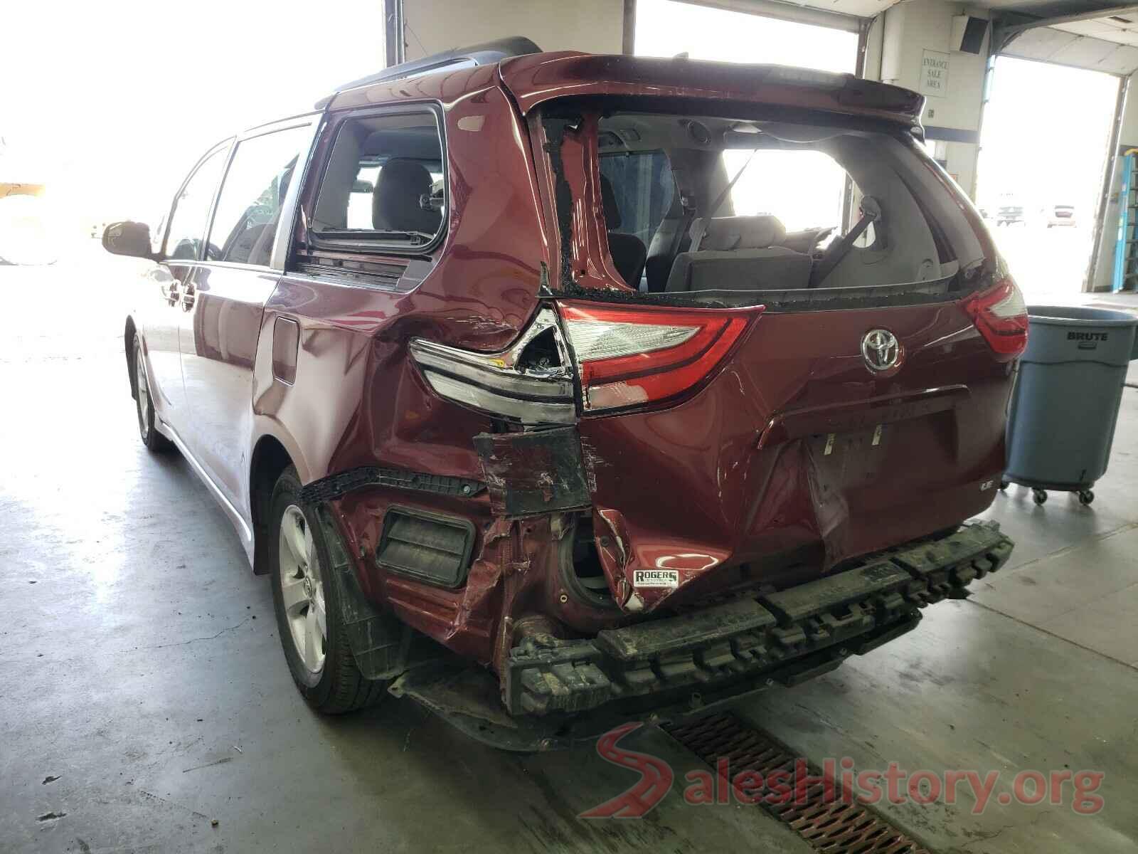 5TDKZ3DC5JS931449 2018 TOYOTA SIENNA