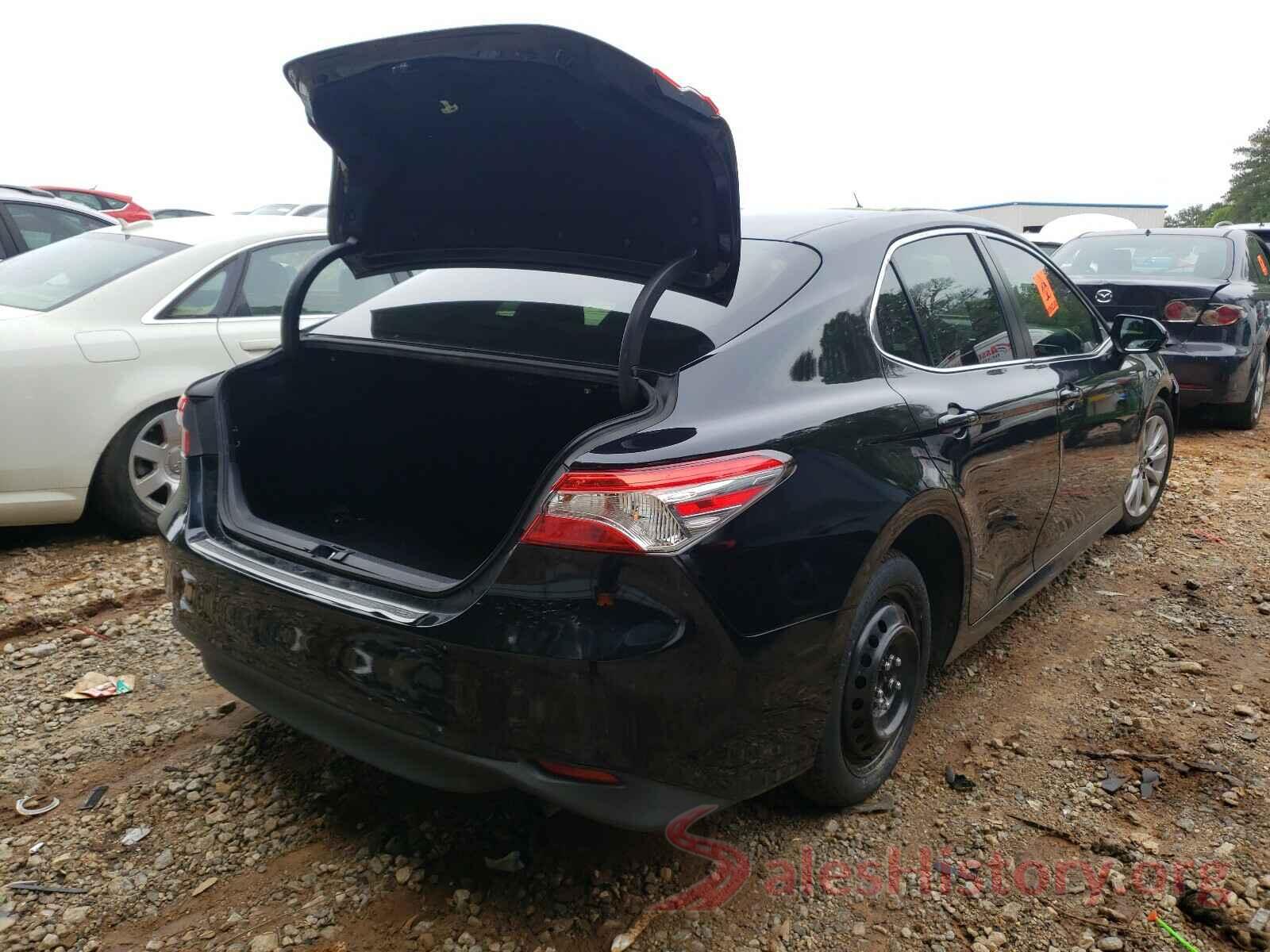 JTNB11HK5J3008625 2018 TOYOTA CAMRY