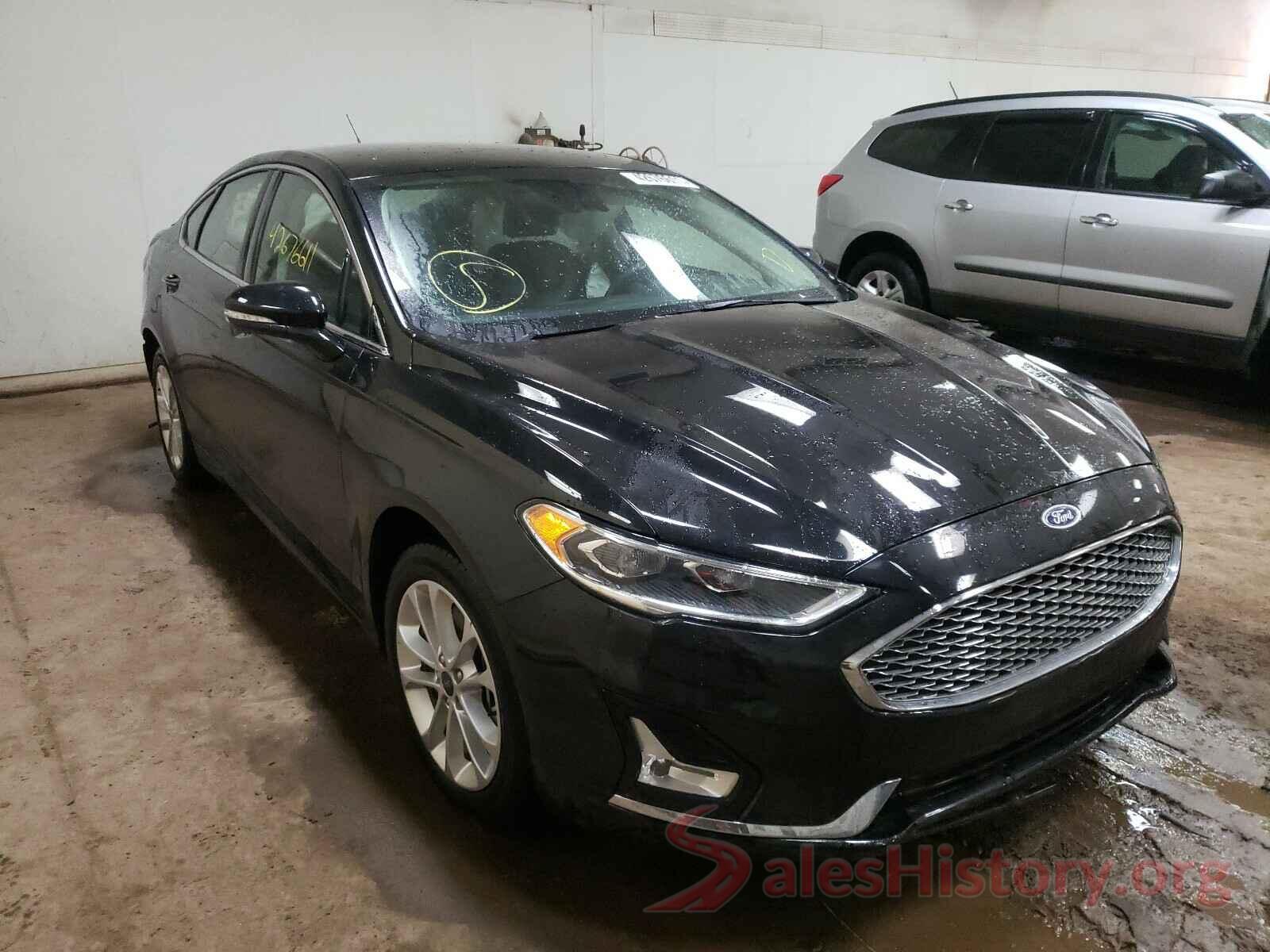 3FA6P0SU7KR215096 2019 FORD FUSION