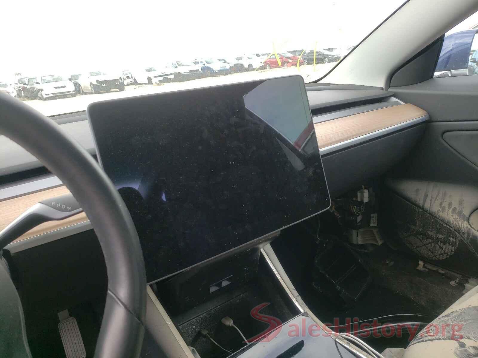 5YJ3E1EA1JF032643 2018 TESLA MODEL 3