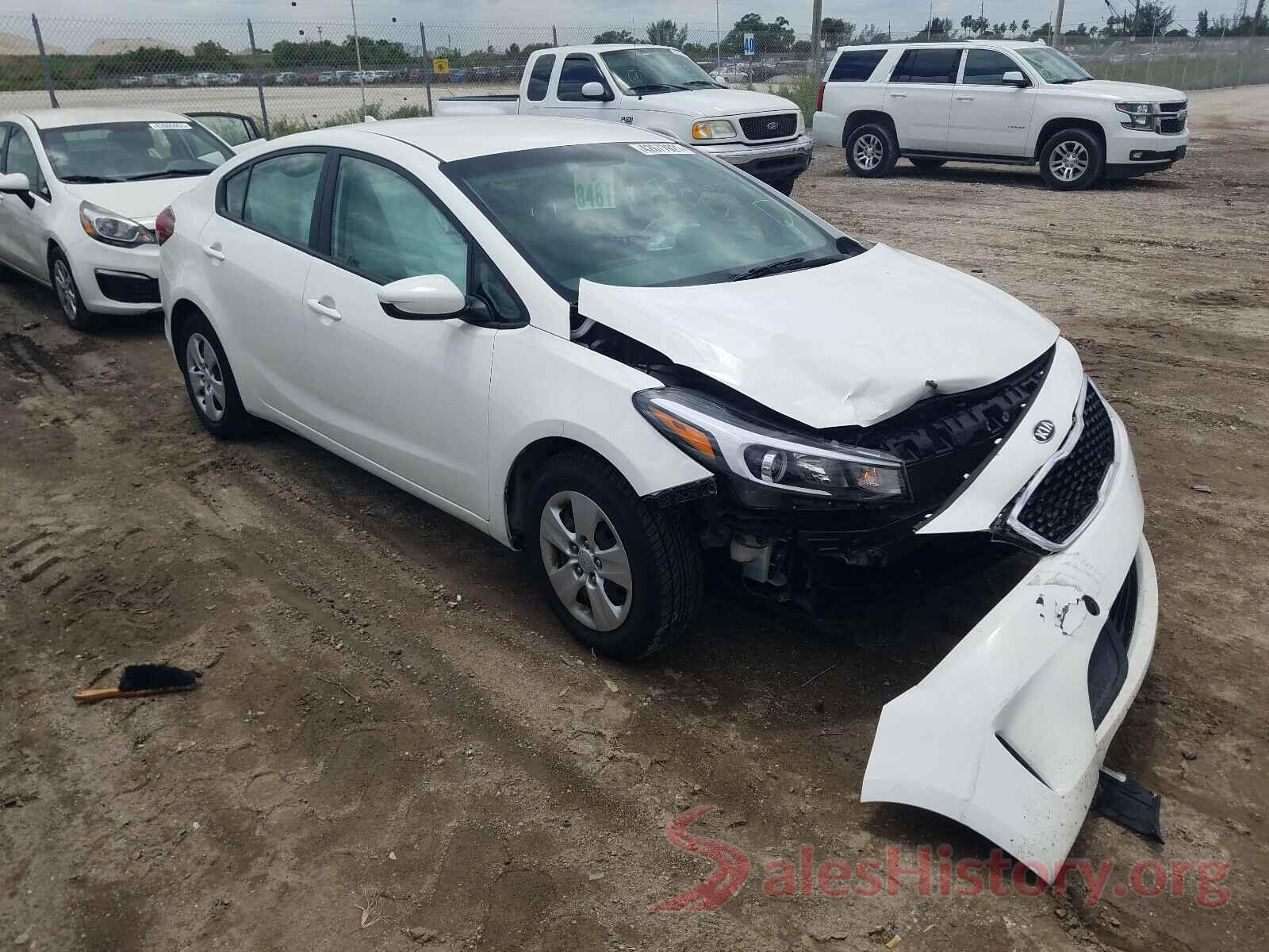 3KPFK4A76JE271337 2018 KIA FORTE