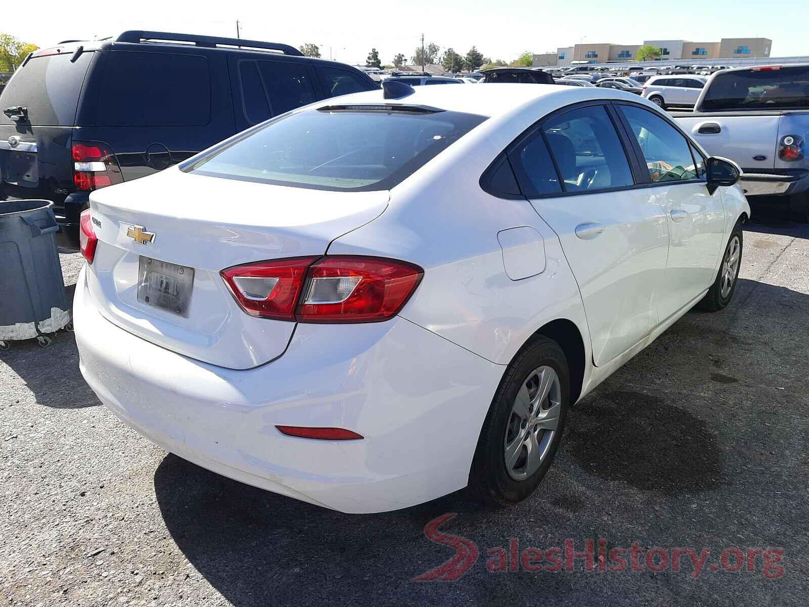 1G1BC5SM8J7233221 2018 CHEVROLET CRUZE