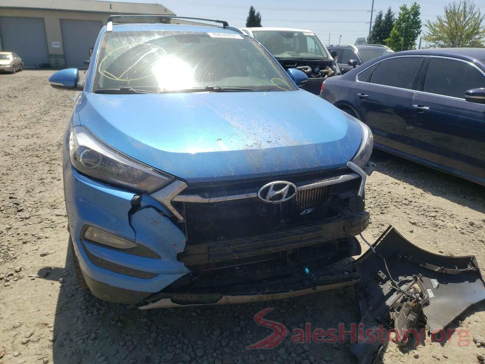 KM8J3CA25HU387285 2017 HYUNDAI TUCSON