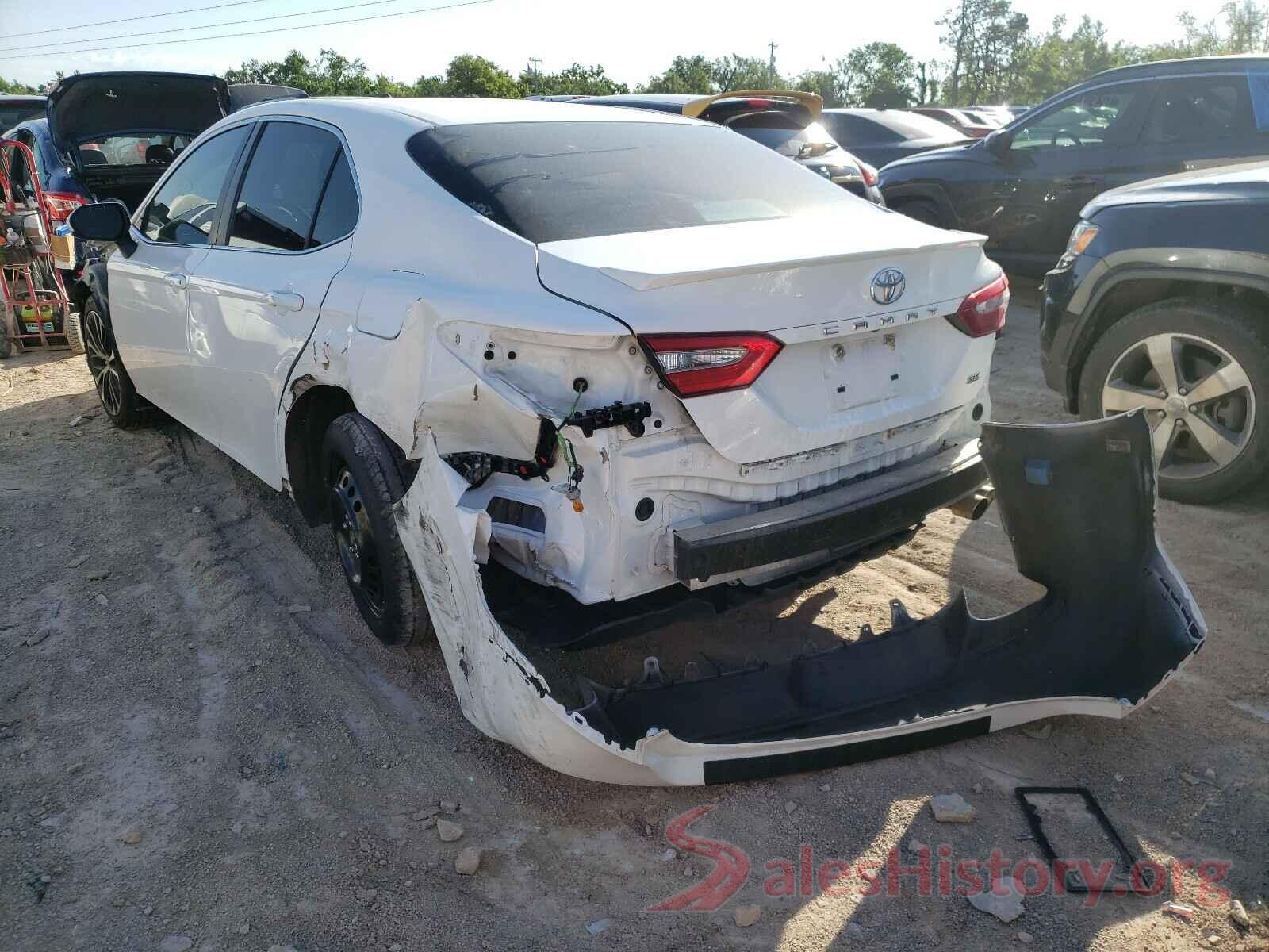 4T1B11HK6JU145258 2018 TOYOTA CAMRY