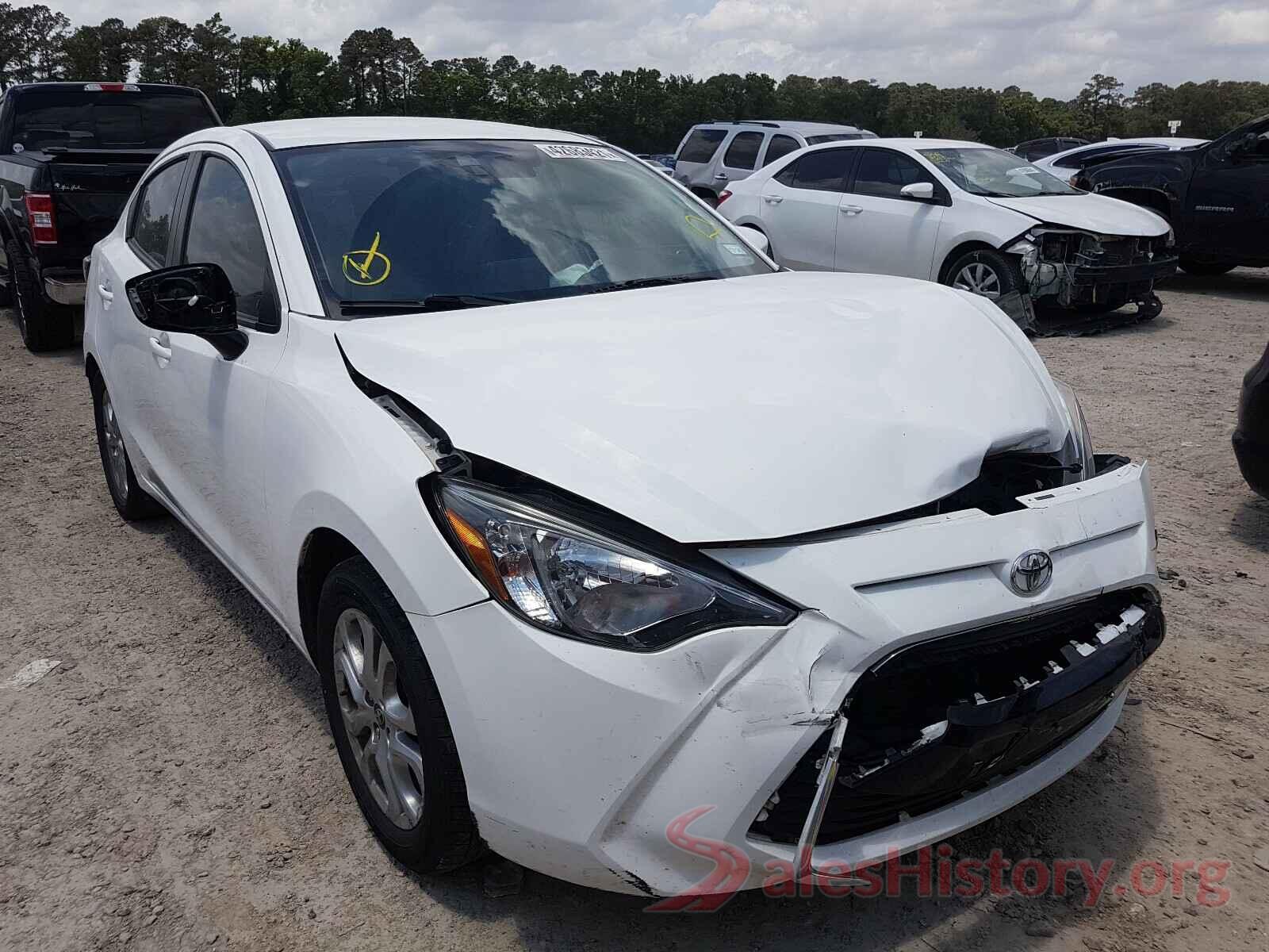 3MYDLBYV6HY154591 2017 TOYOTA YARIS