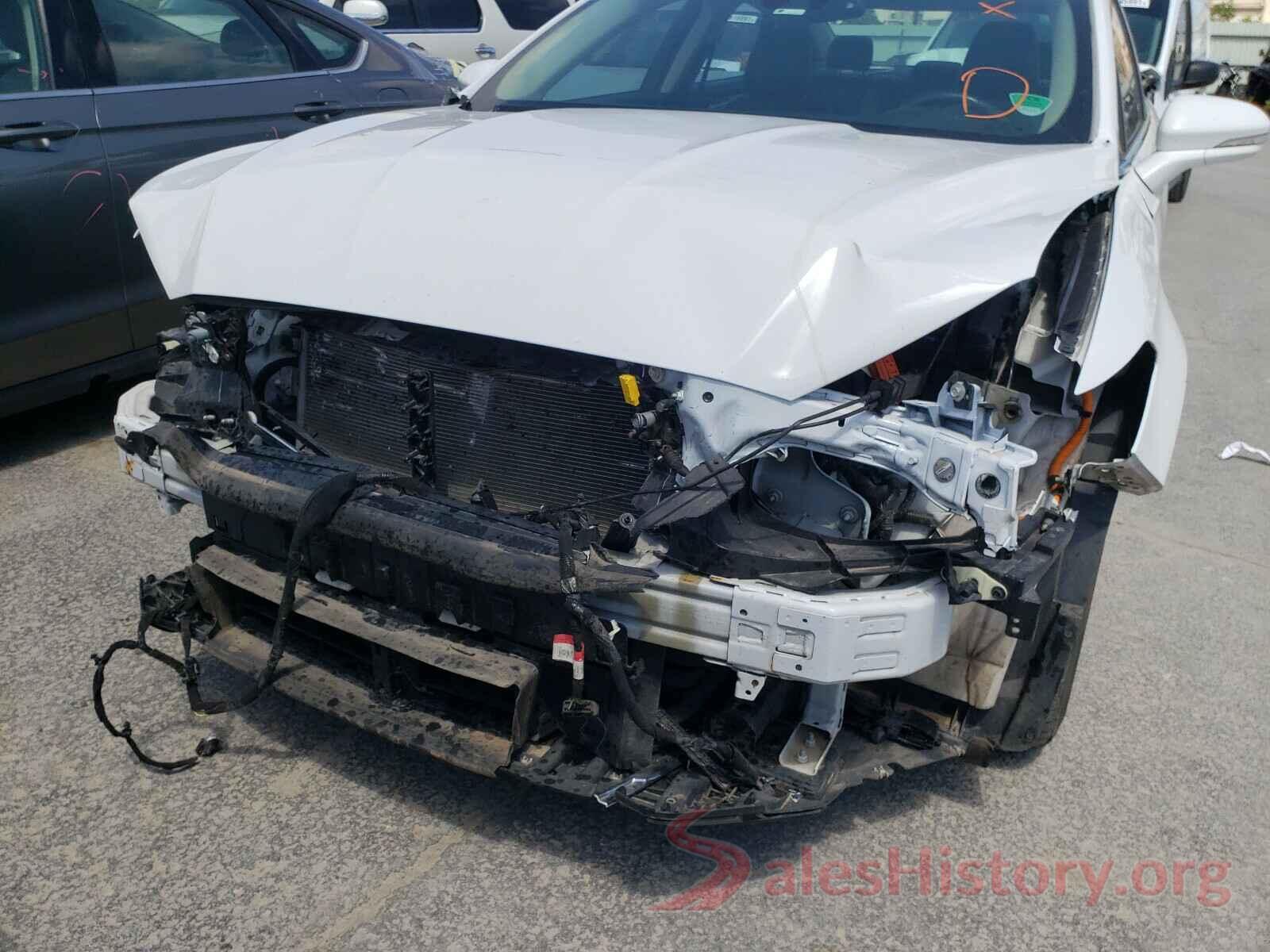 3FA6P0SU8HR255275 2017 FORD FUSION