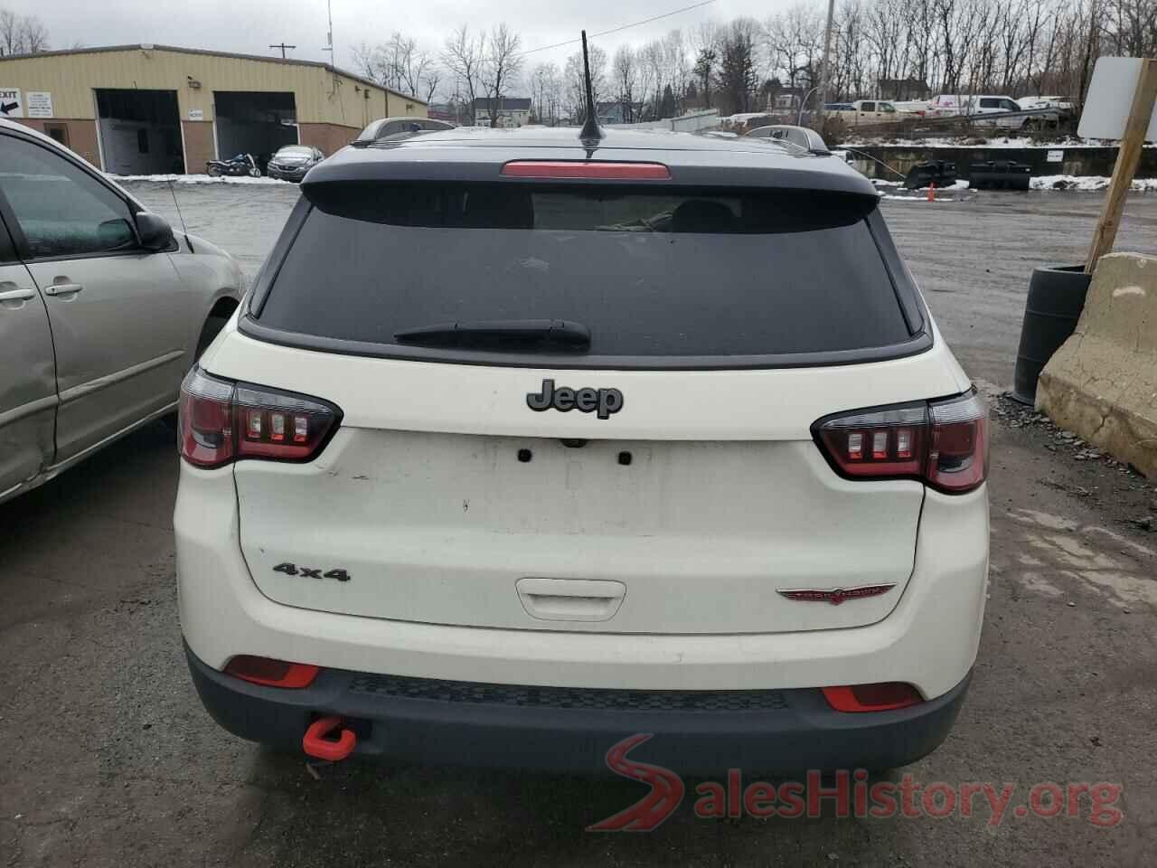 3C4NJDDB2KT728530 2019 JEEP COMPASS