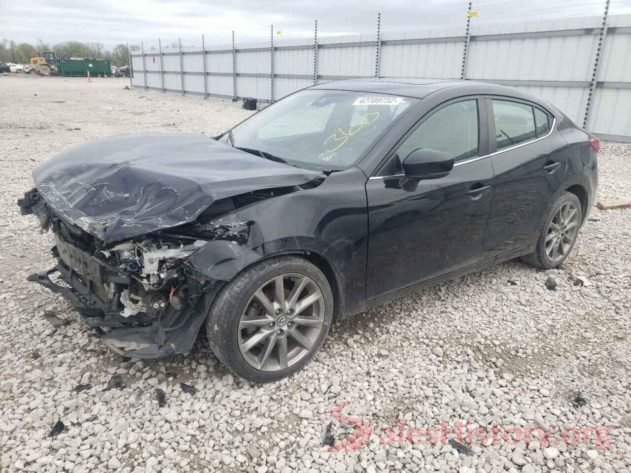 3MZBN1W37JM245438 2018 MAZDA 3